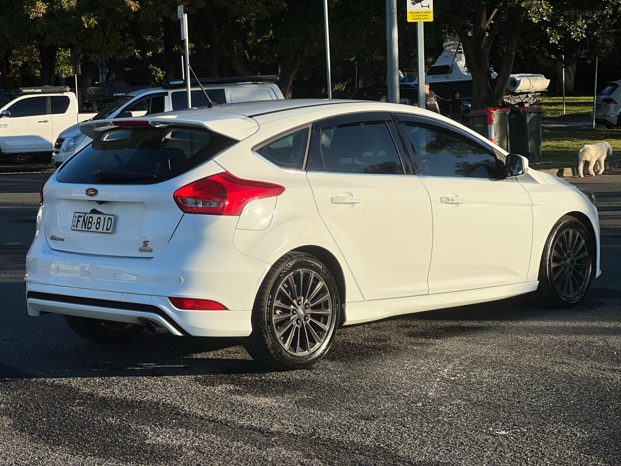 FORD FOCUS