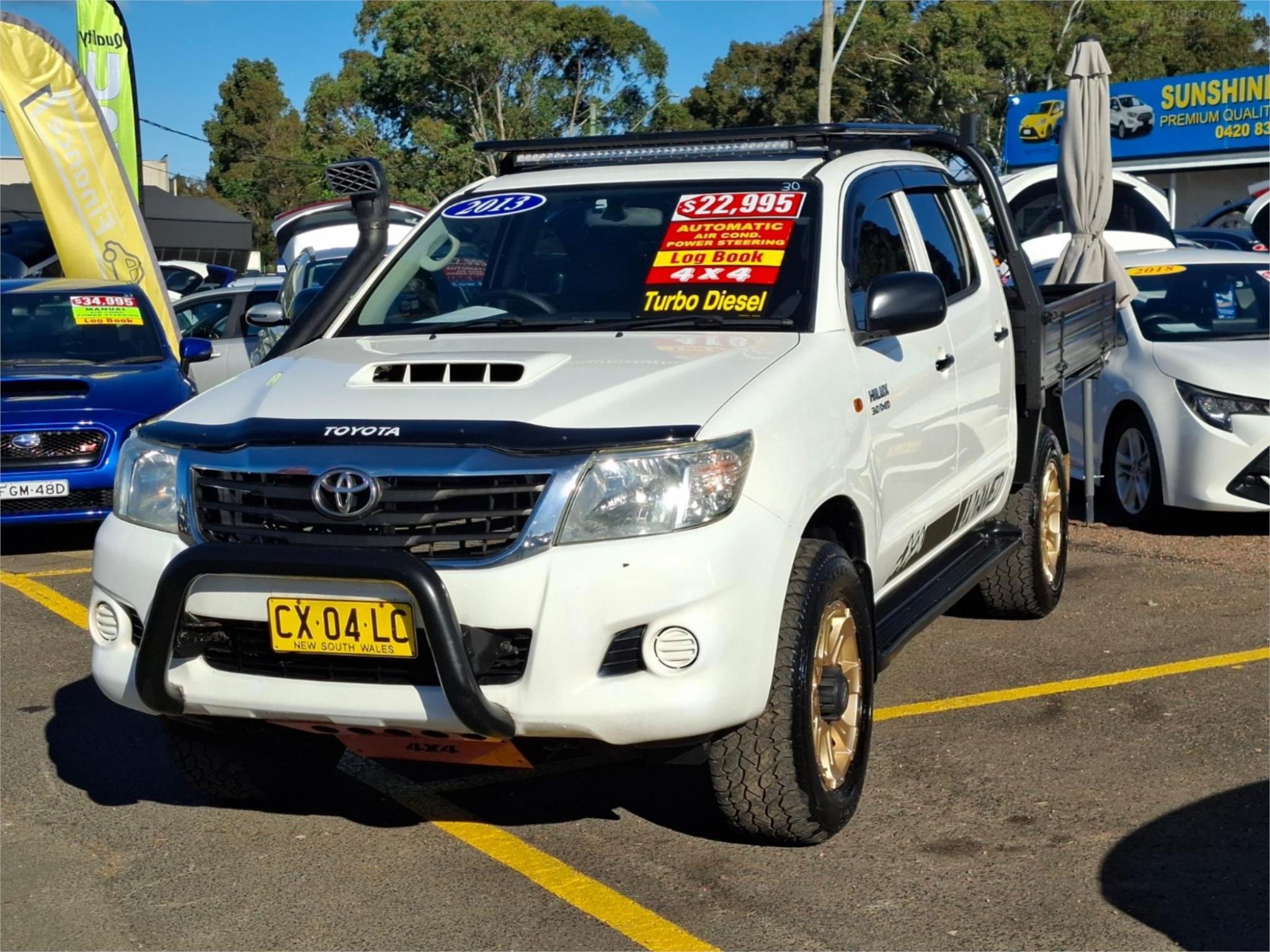 TOYOTA HILUX