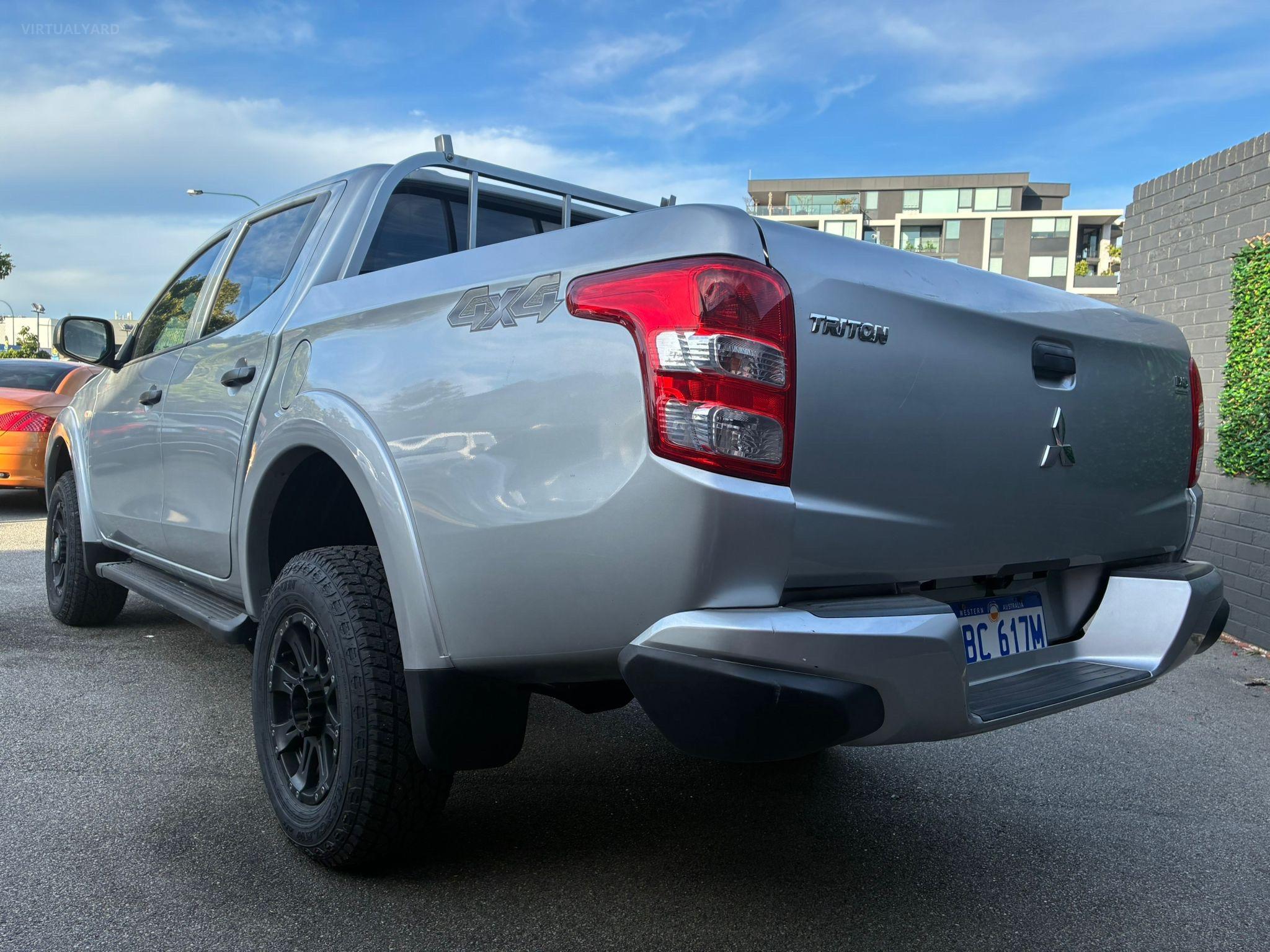 Mitsubishi Triton