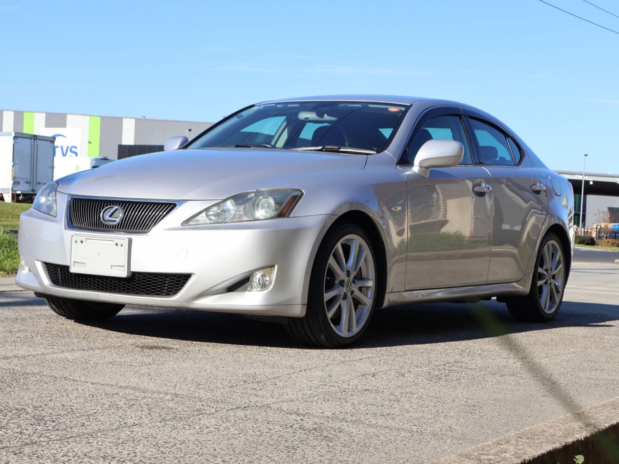 LEXUS IS