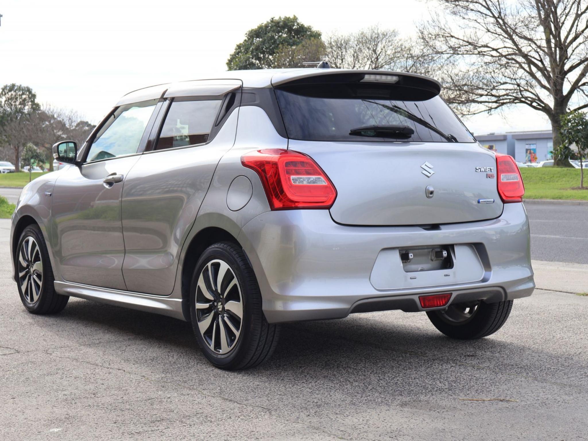 SUZUKI SWIFT (HYBRID)