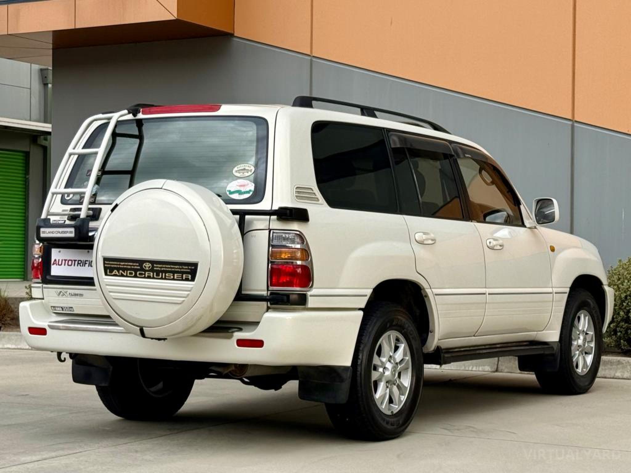 TOYOTA LANDCRUISER