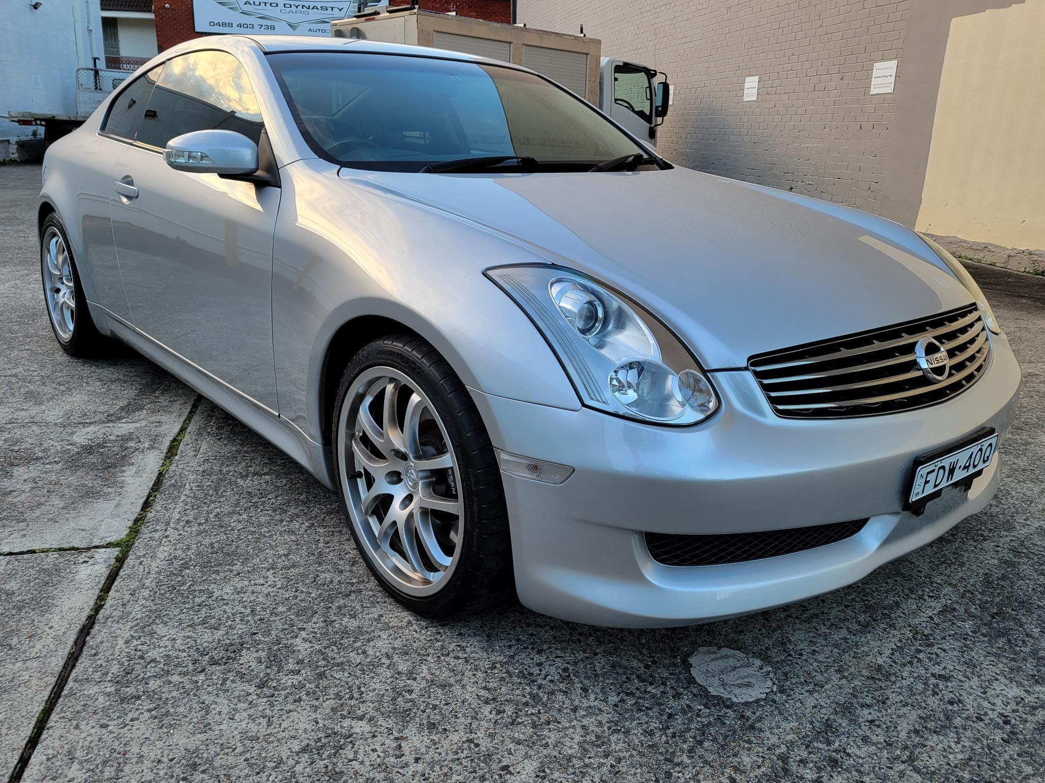 Nissan Skyline V35