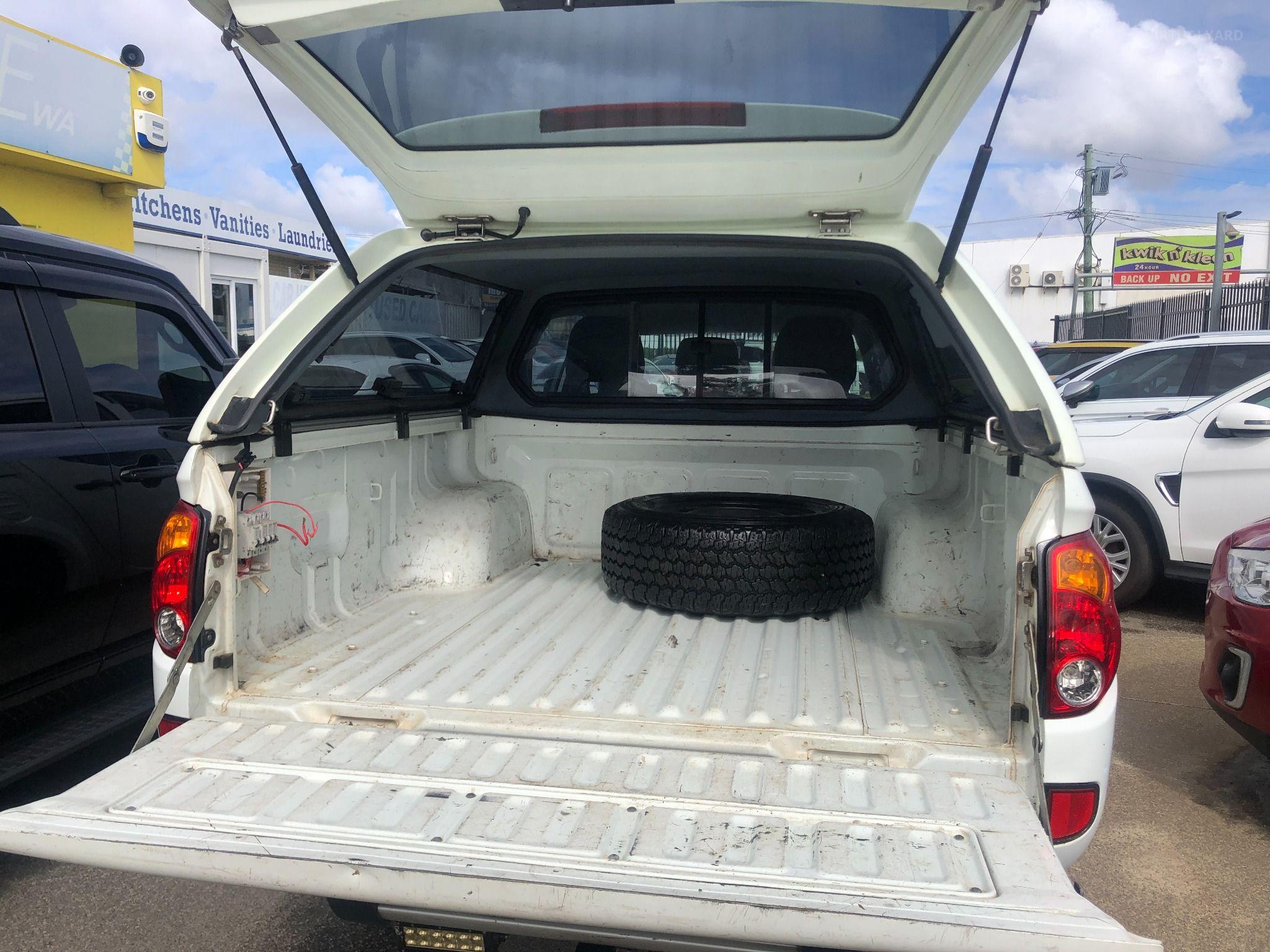 Mitsubishi Triton