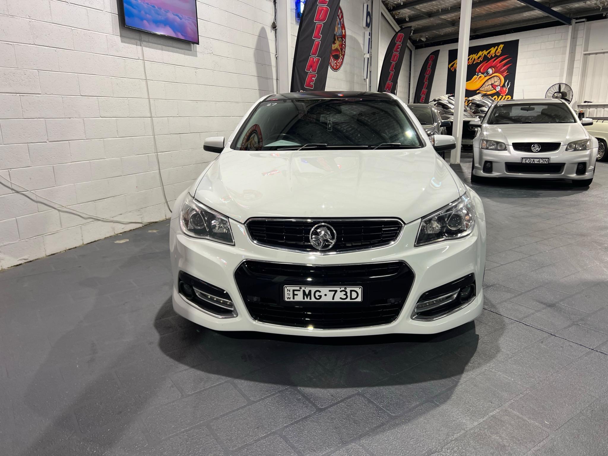 HOLDEN COMMODORE