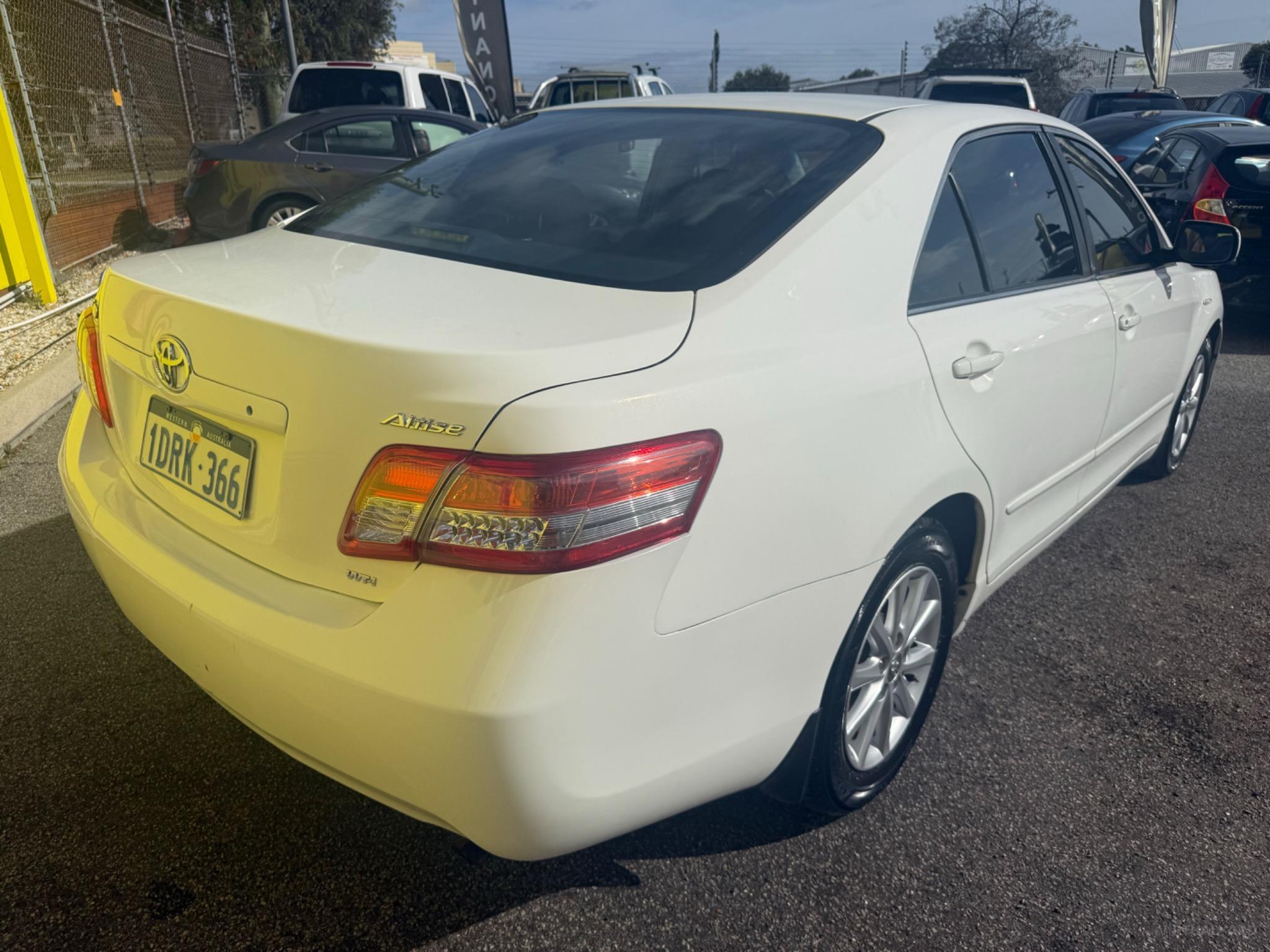 TOYOTA CAMRY