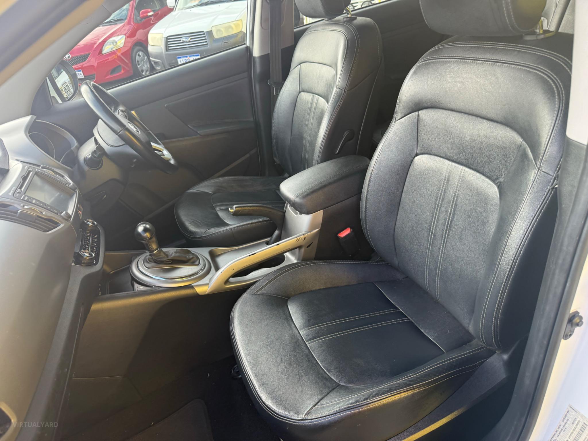 KIA SPORTAGE