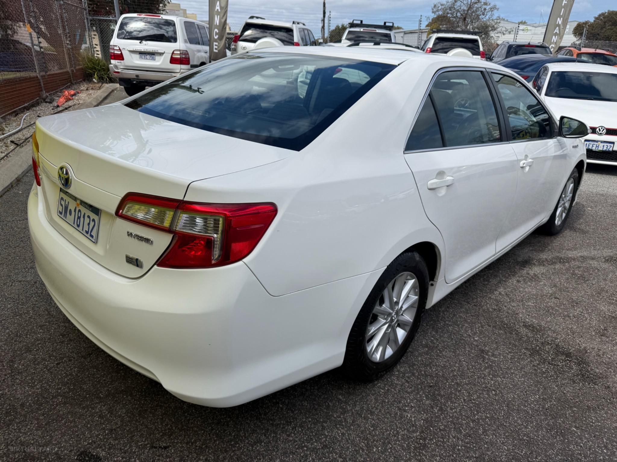 TOYOTA CAMRY