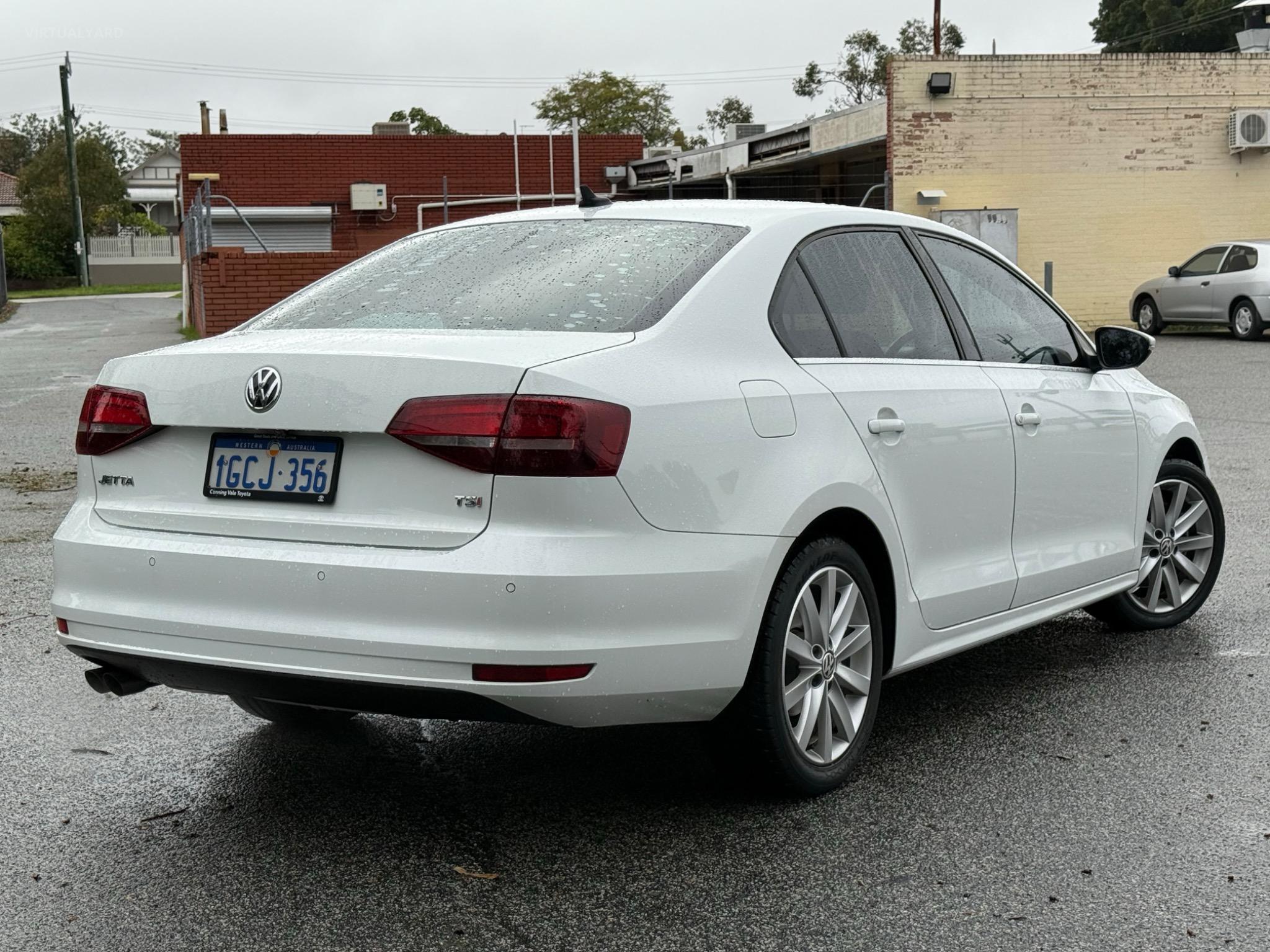 VOLKSWAGEN JETTA