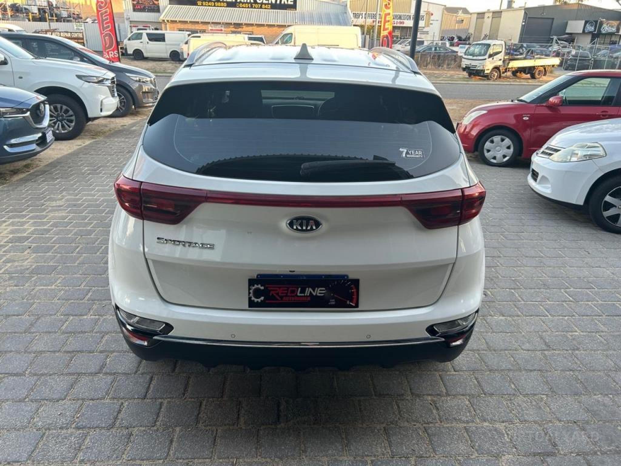 KIA SPORTAGE