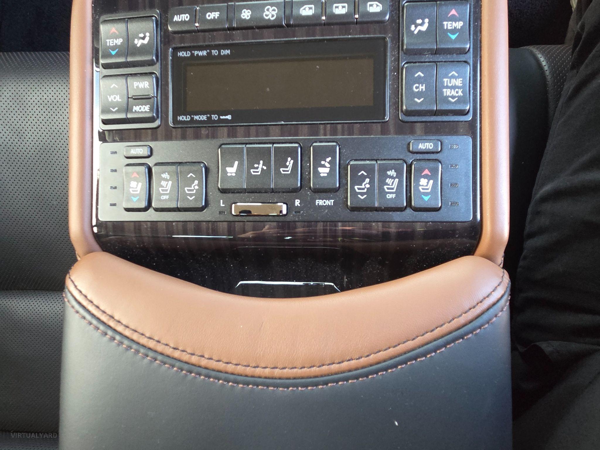 LEXUS LS460