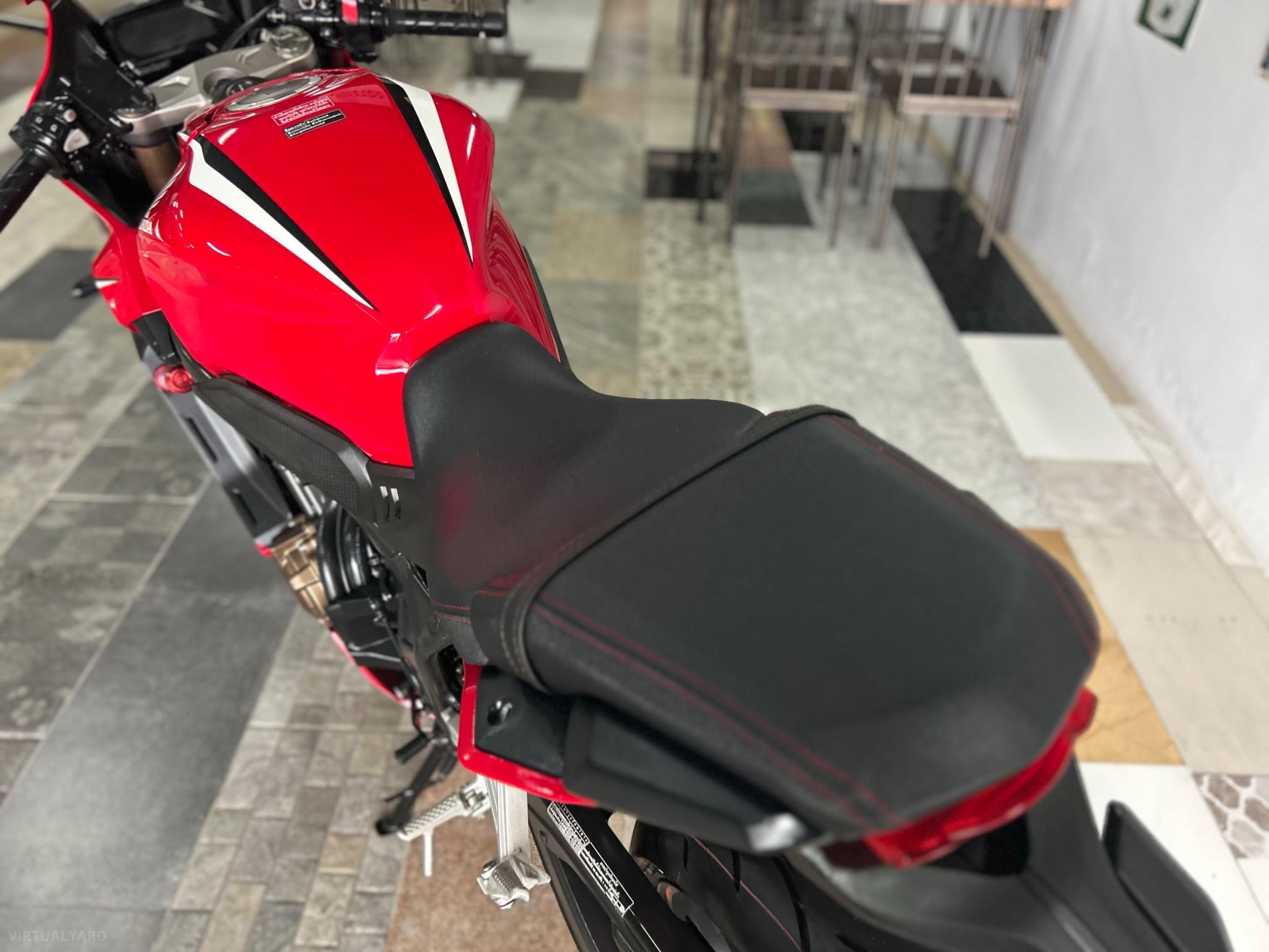 HONDA CBR650 R