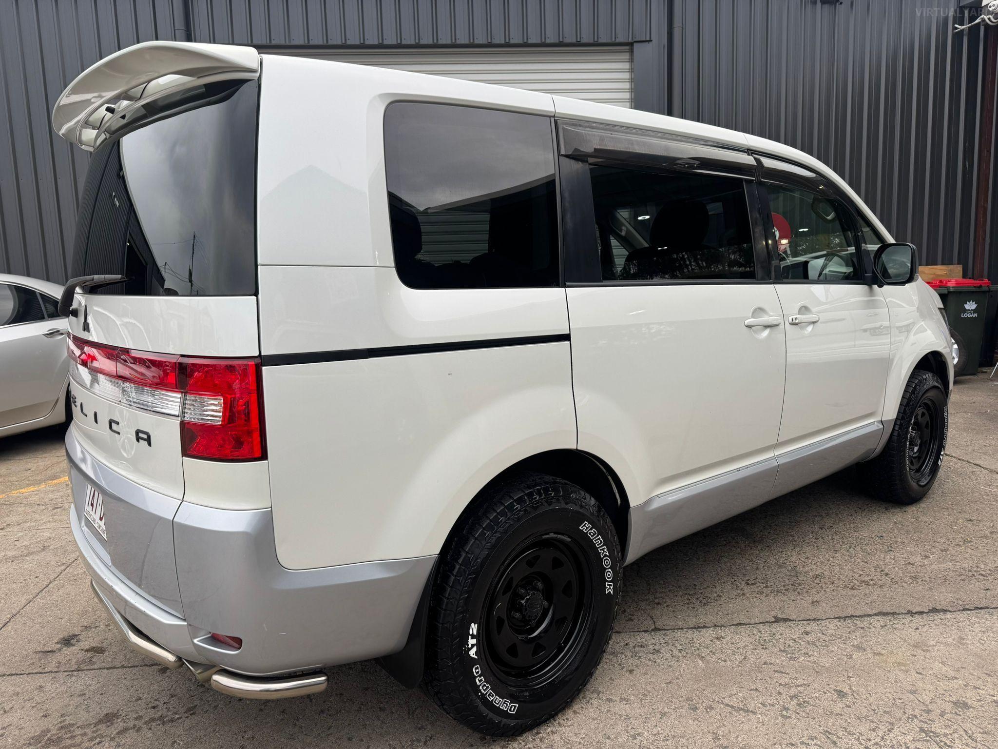 MITSUBISHI DELICA
