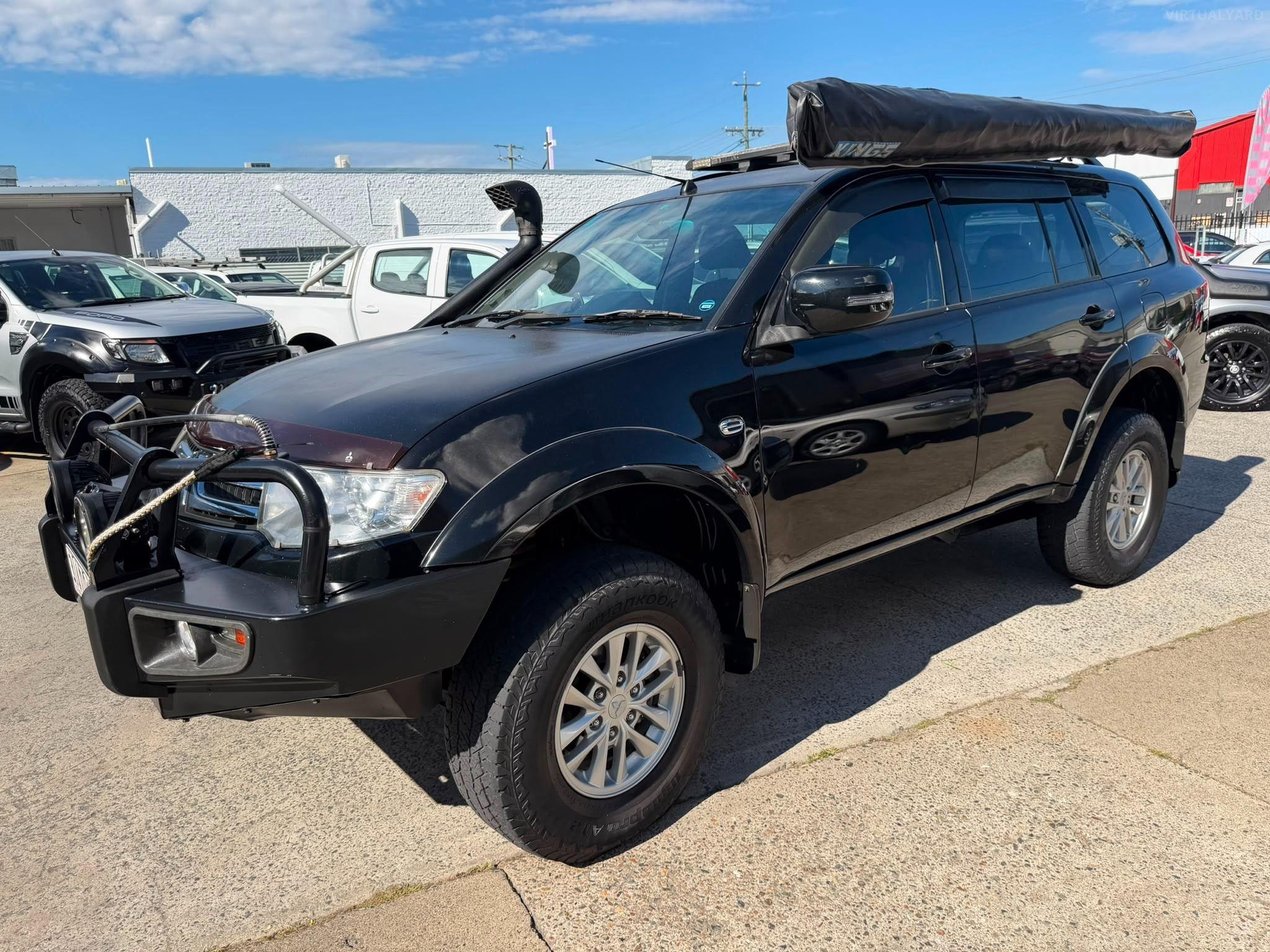 MITSUBISHI CHALLENGER