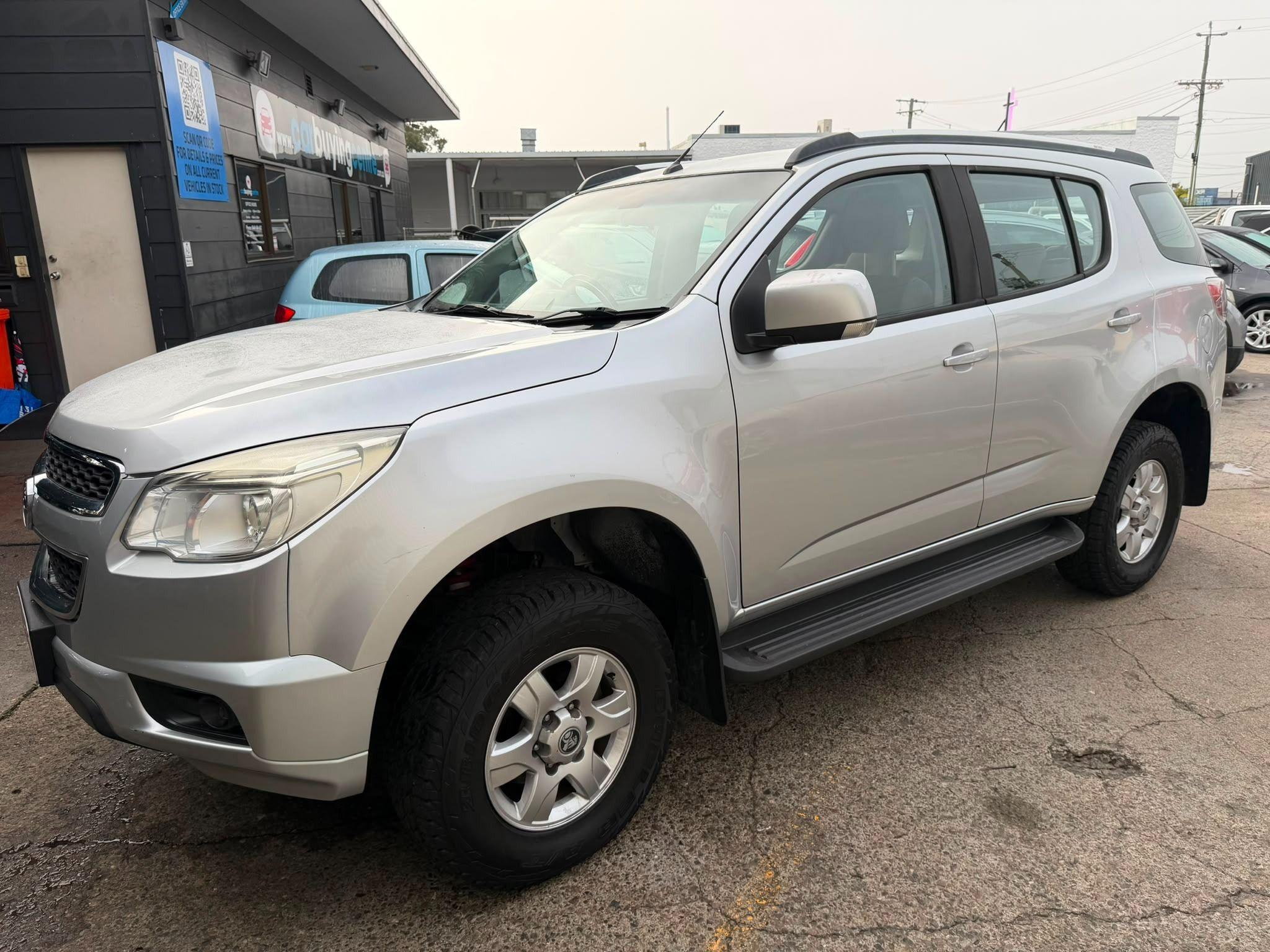 HOLDEN COLORADO 7