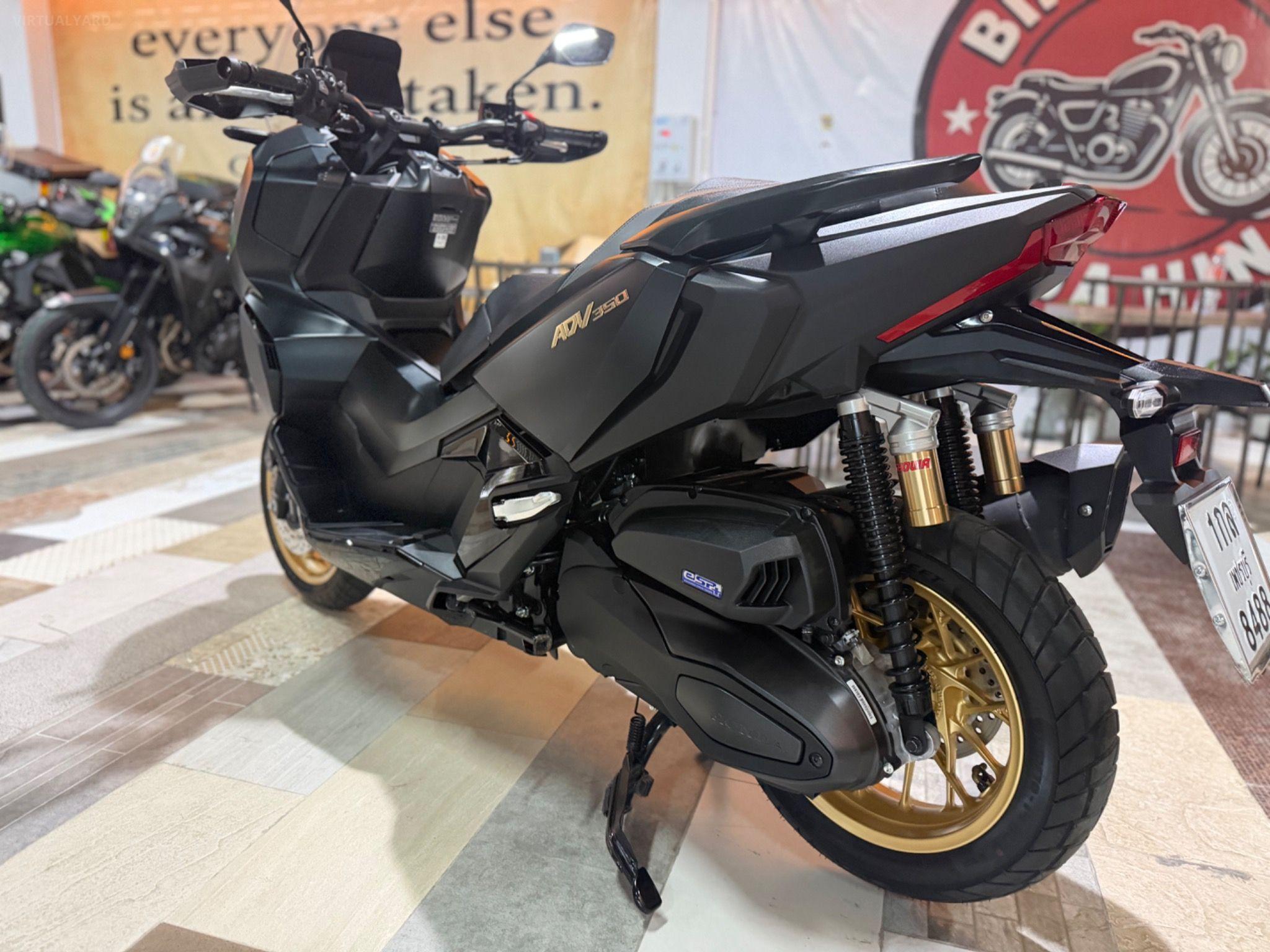 HONDA ADV 350 ROAD SYNC
