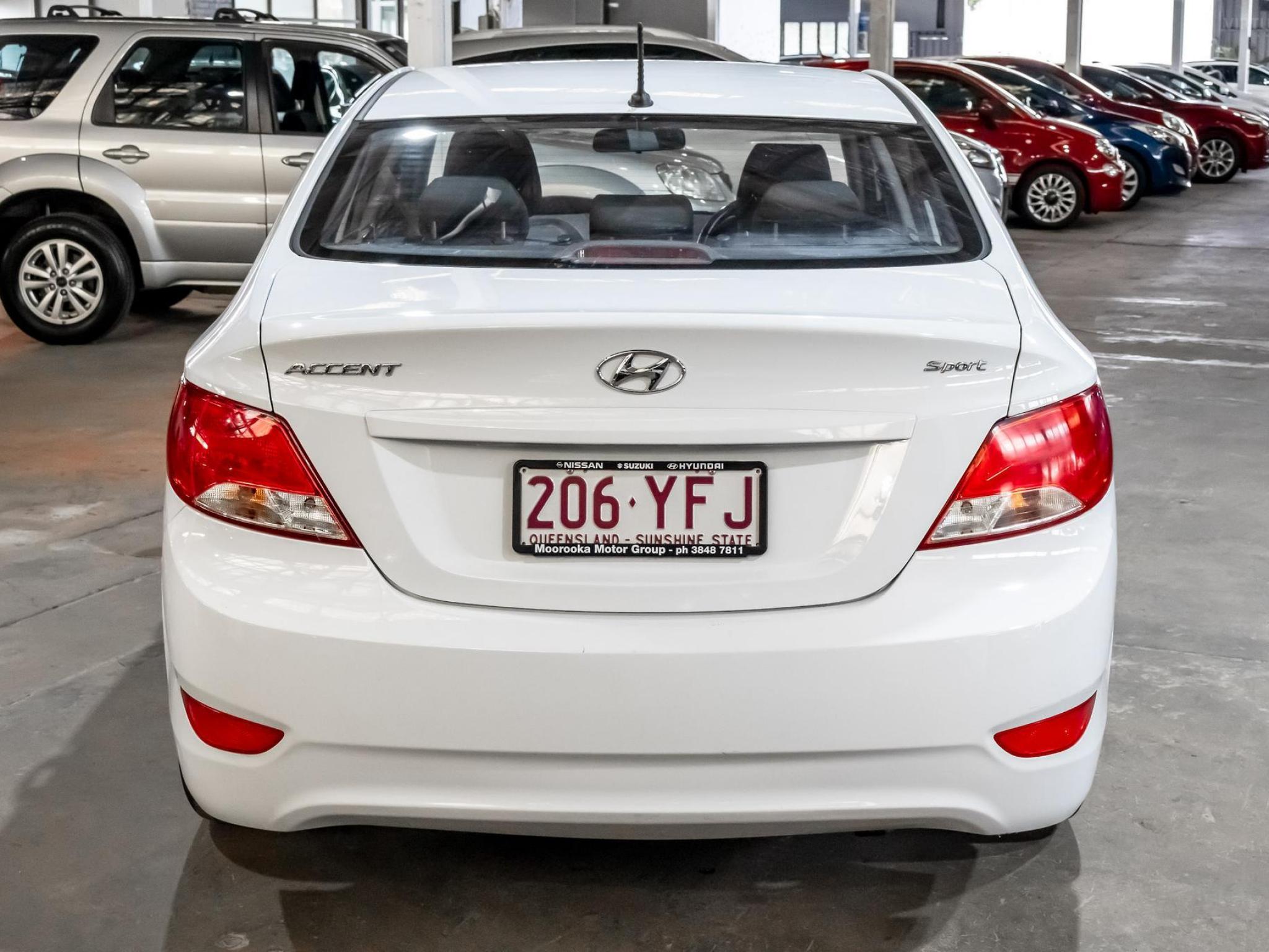 HYUNDAI ACCENT