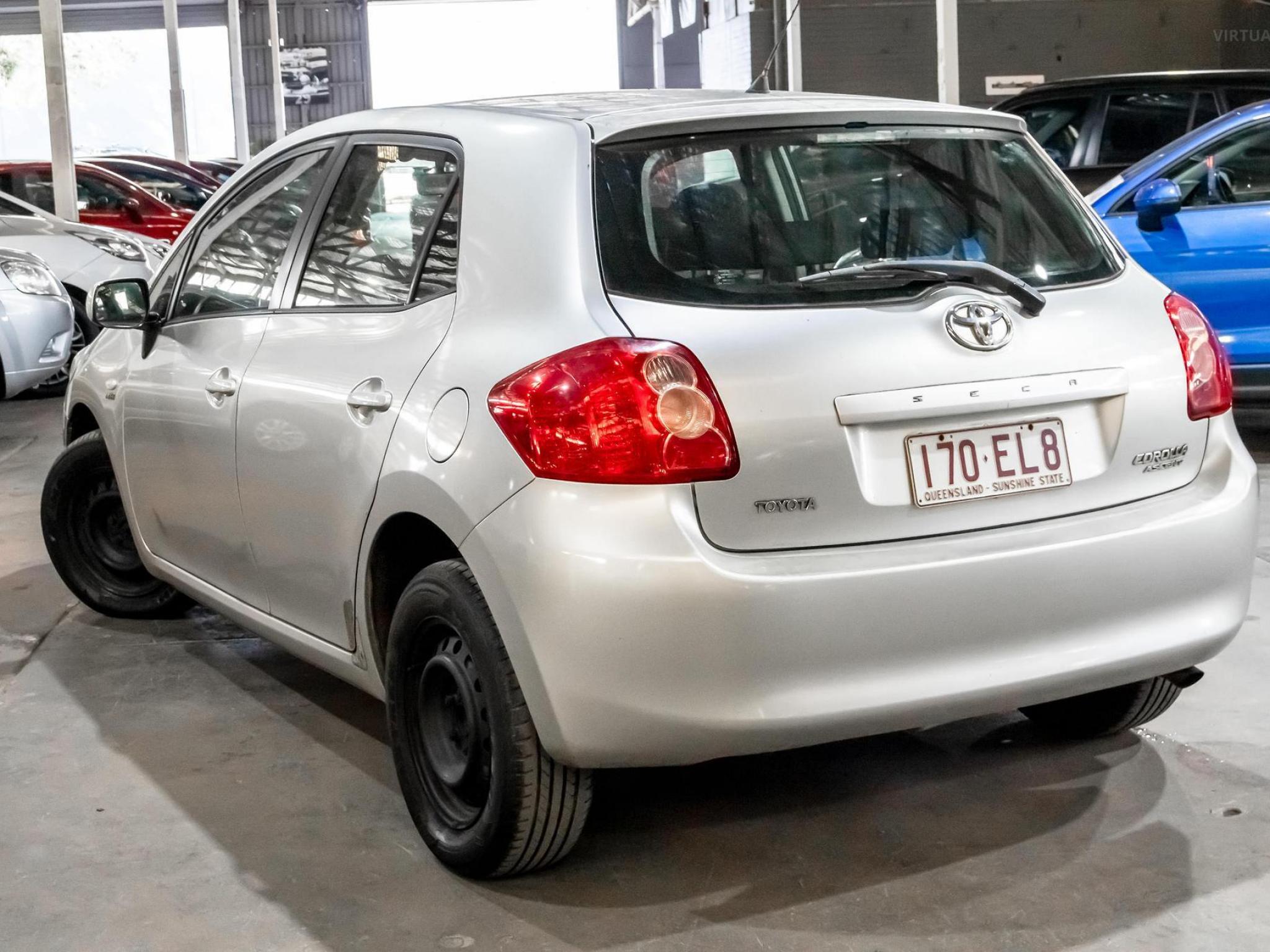 TOYOTA COROLLA