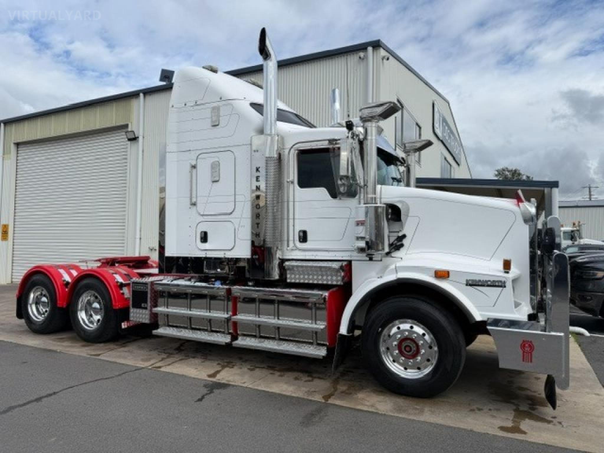 Kenworth T659