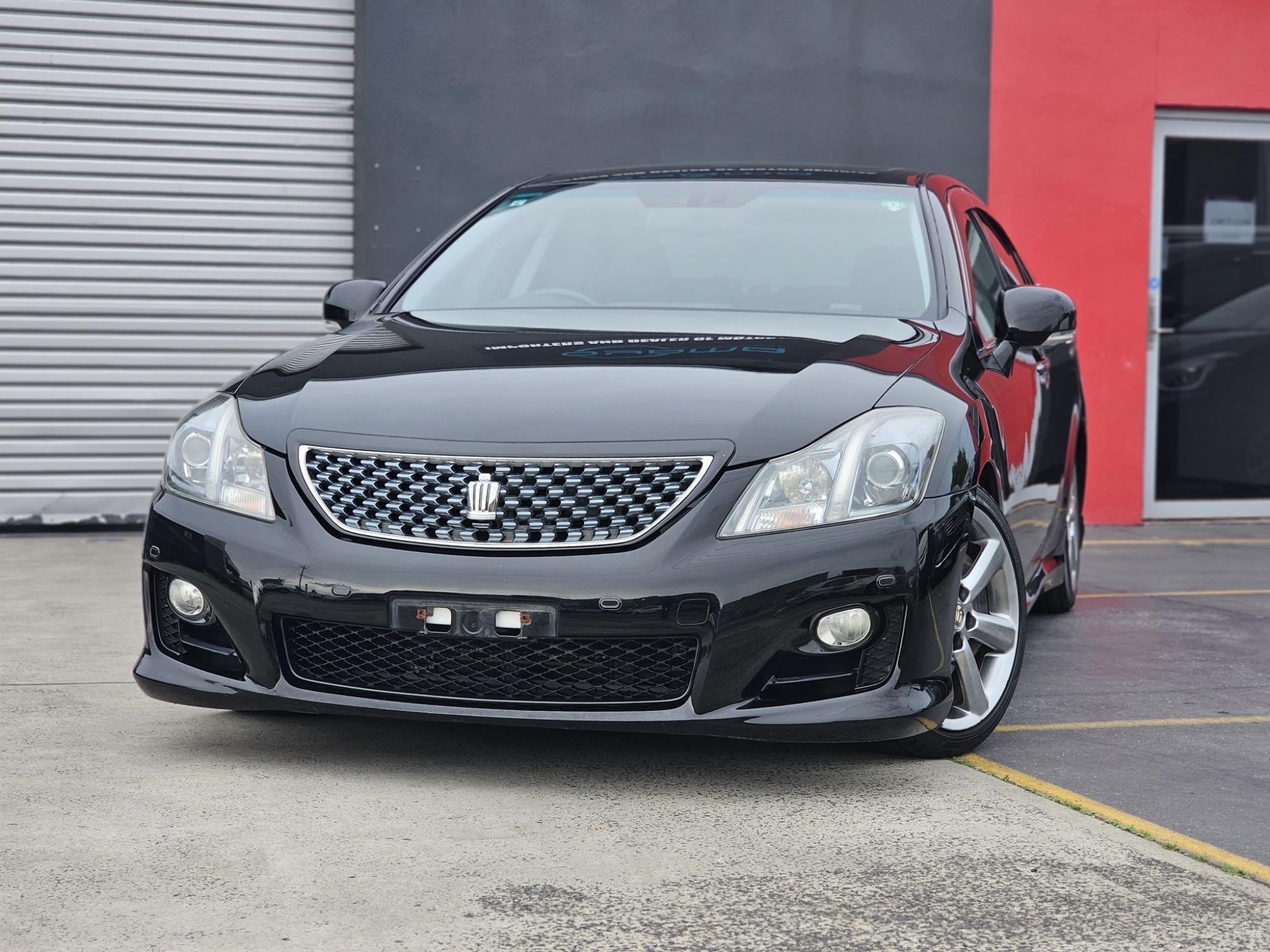 TOYOTA CROWN ATHLETE