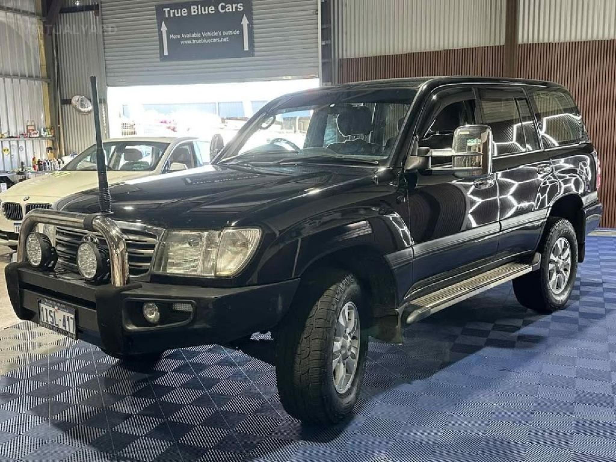 TOYOTA LANDCRUISER