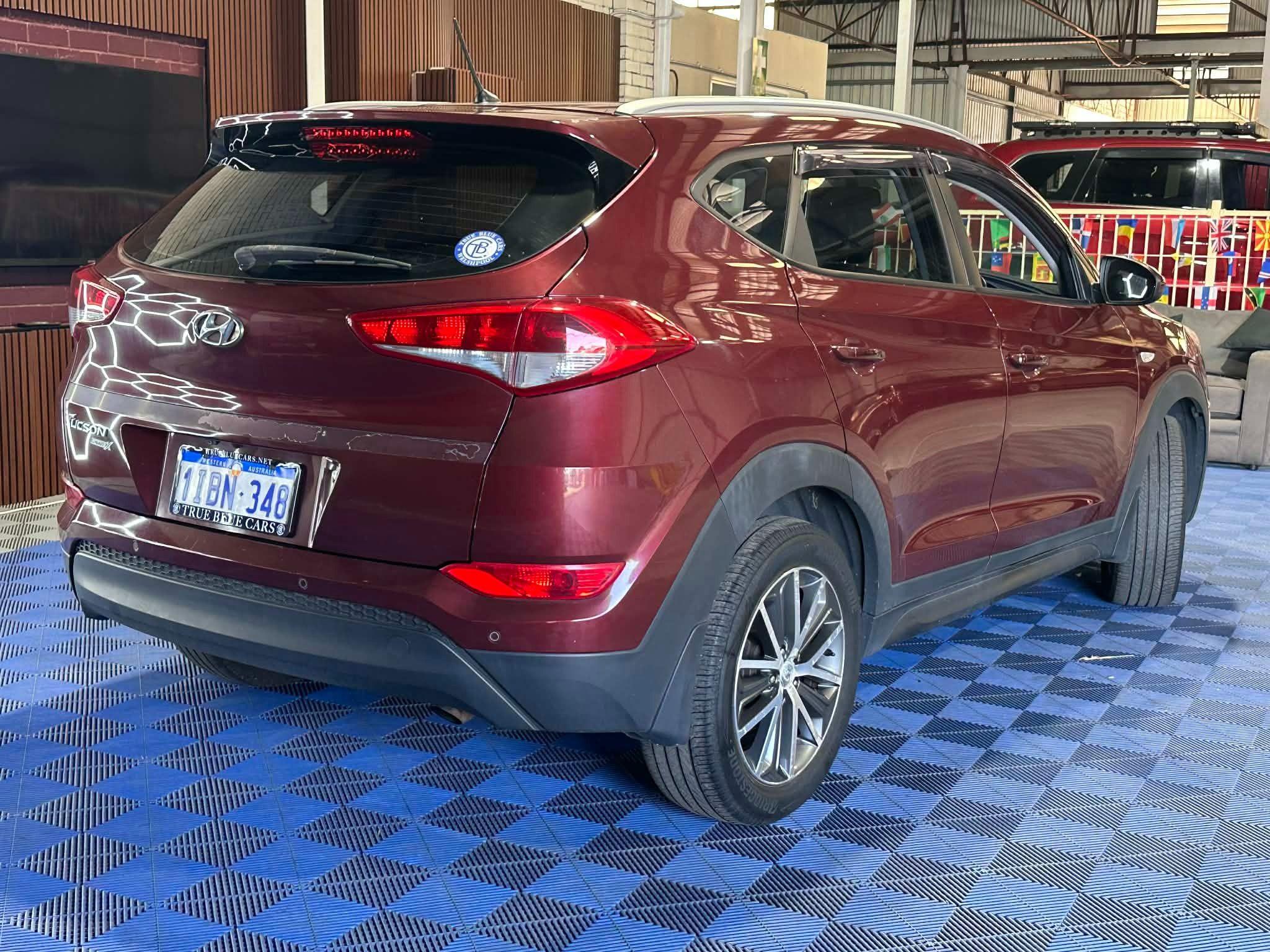 HYUNDAI TUCSON