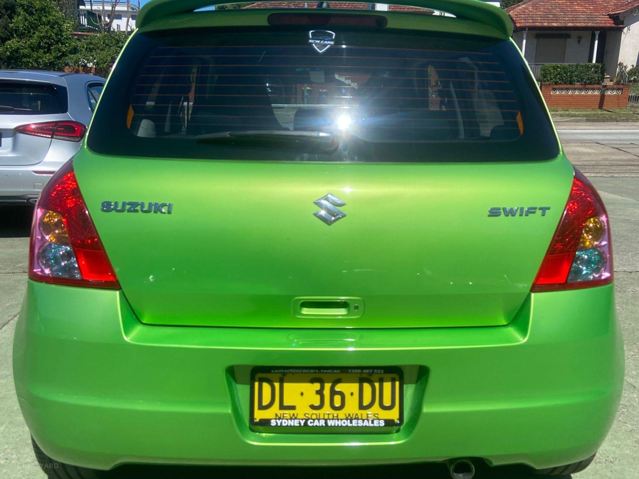 SUZUKI SWIFT