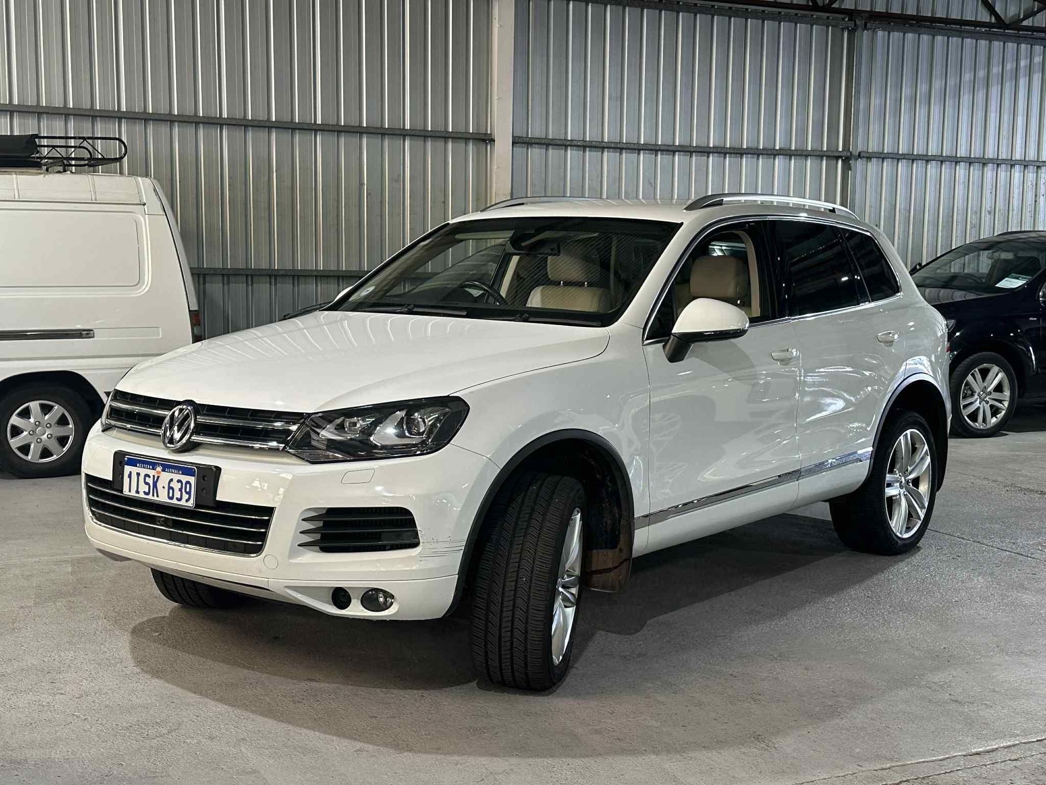 VOLKSWAGEN TOUAREG