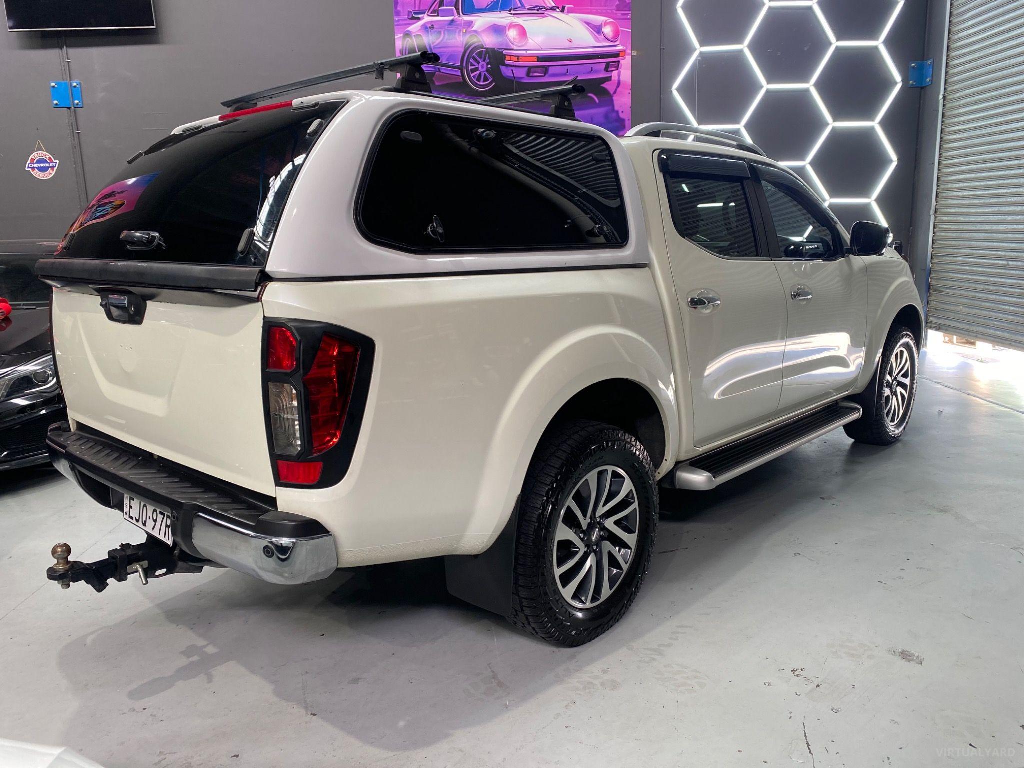 NISSAN NAVARA
