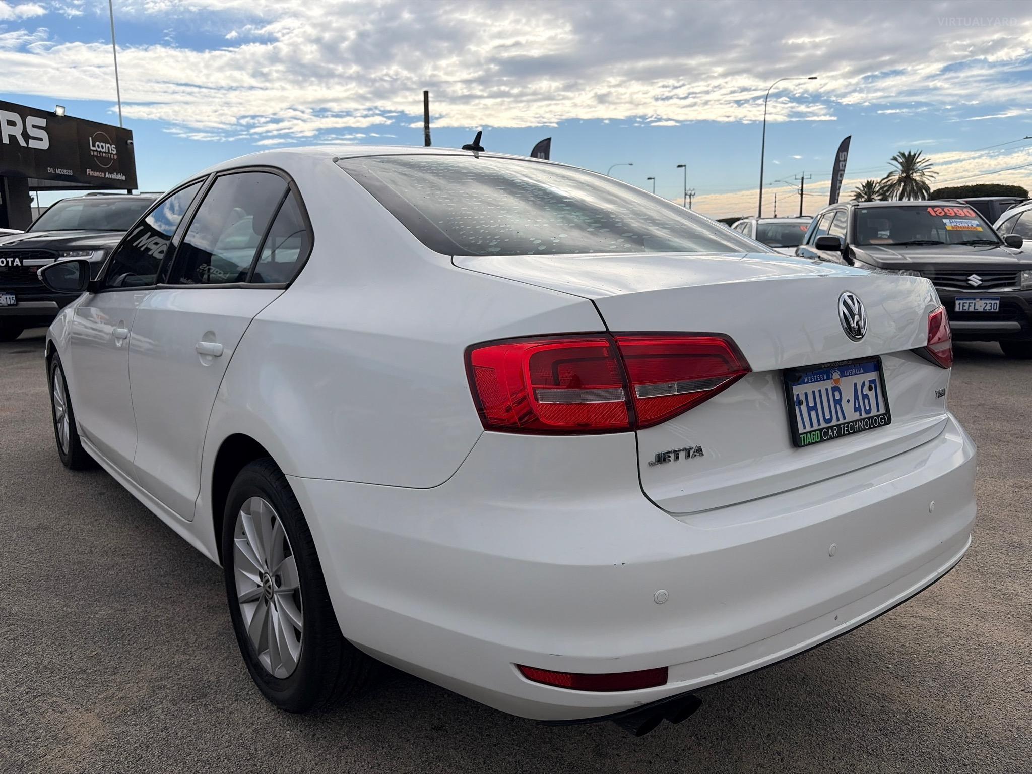VOLKSWAGEN JETTA