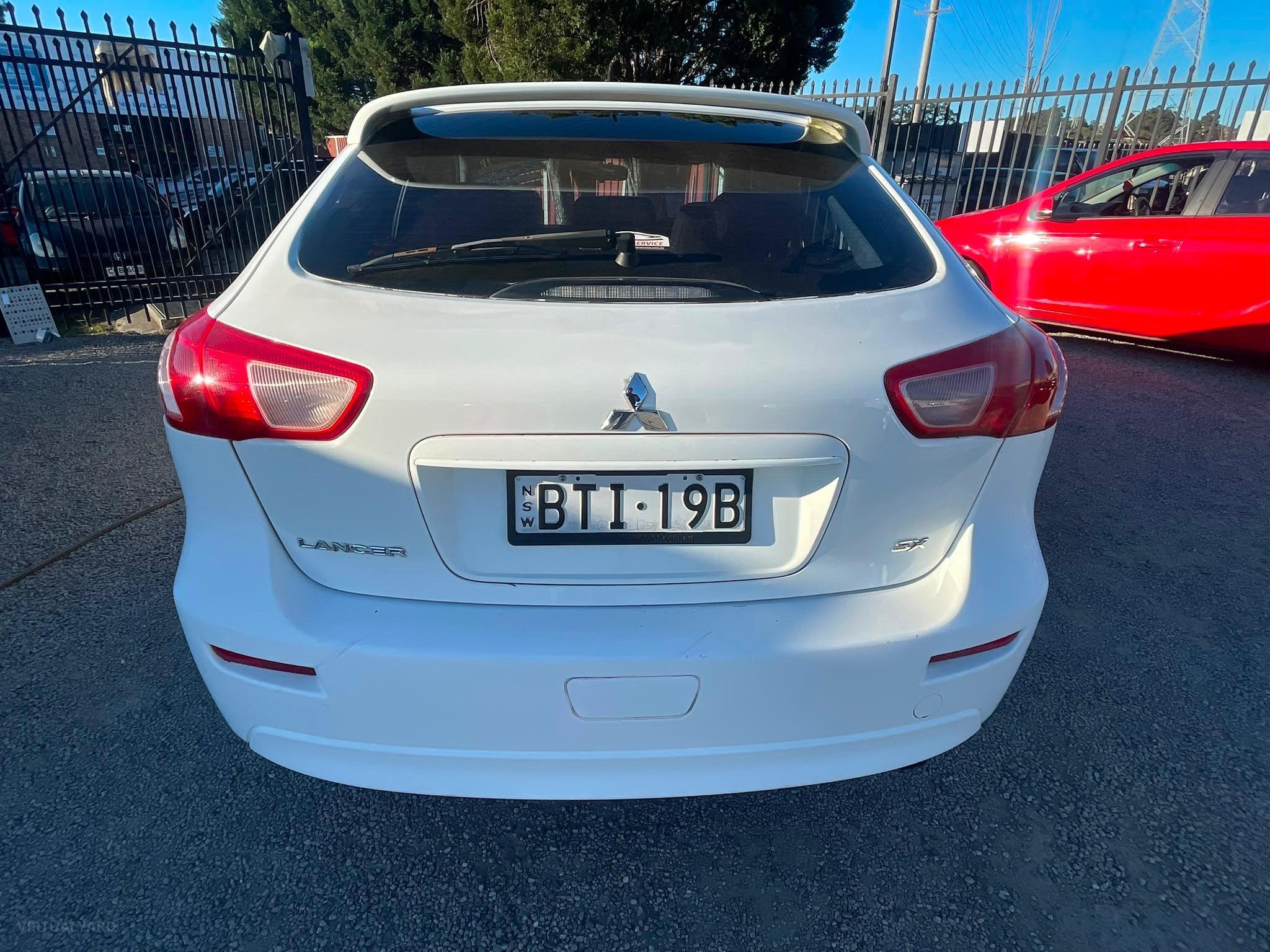 MITSUBISHI LANCER