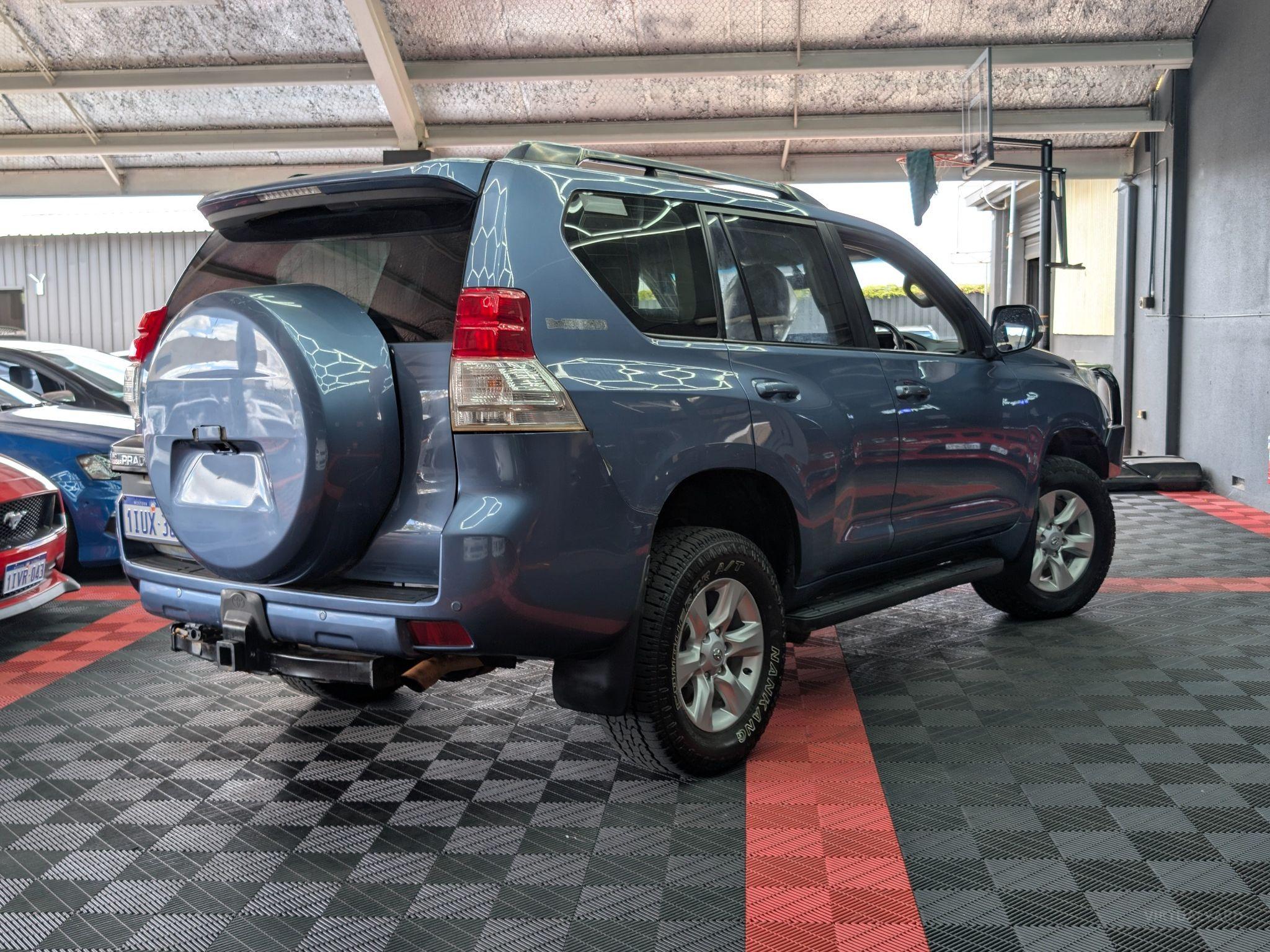 Toyota Landcruiser Prado