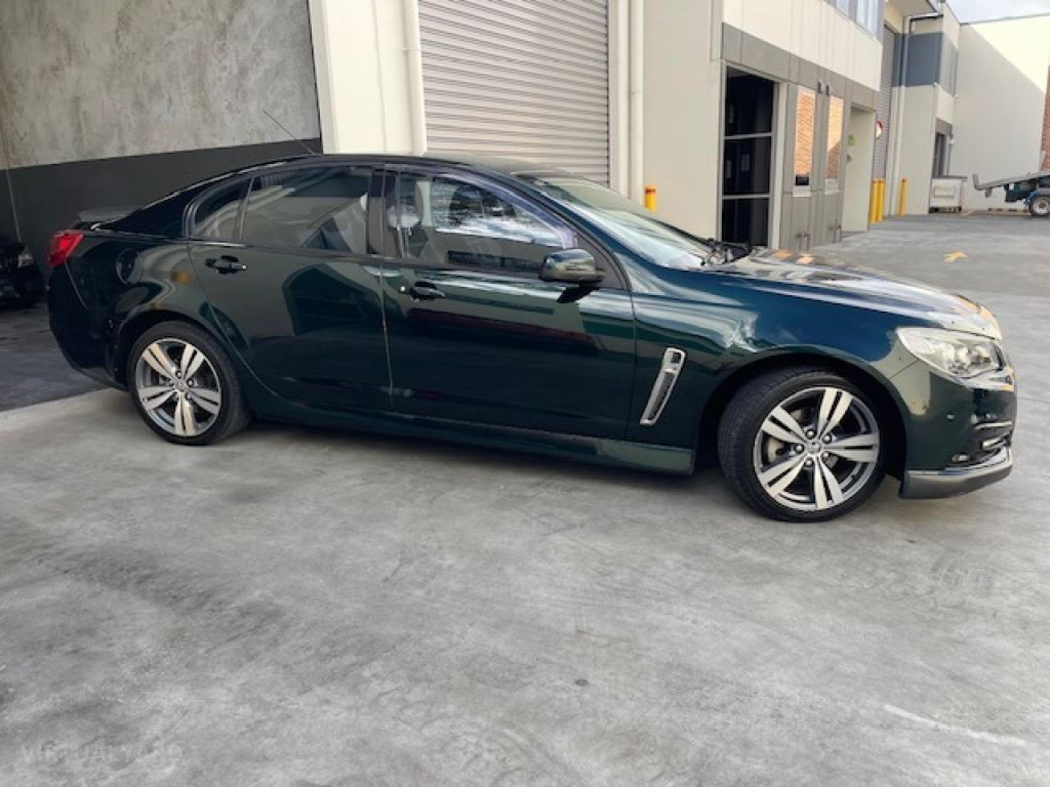 HOLDEN COMMODORE