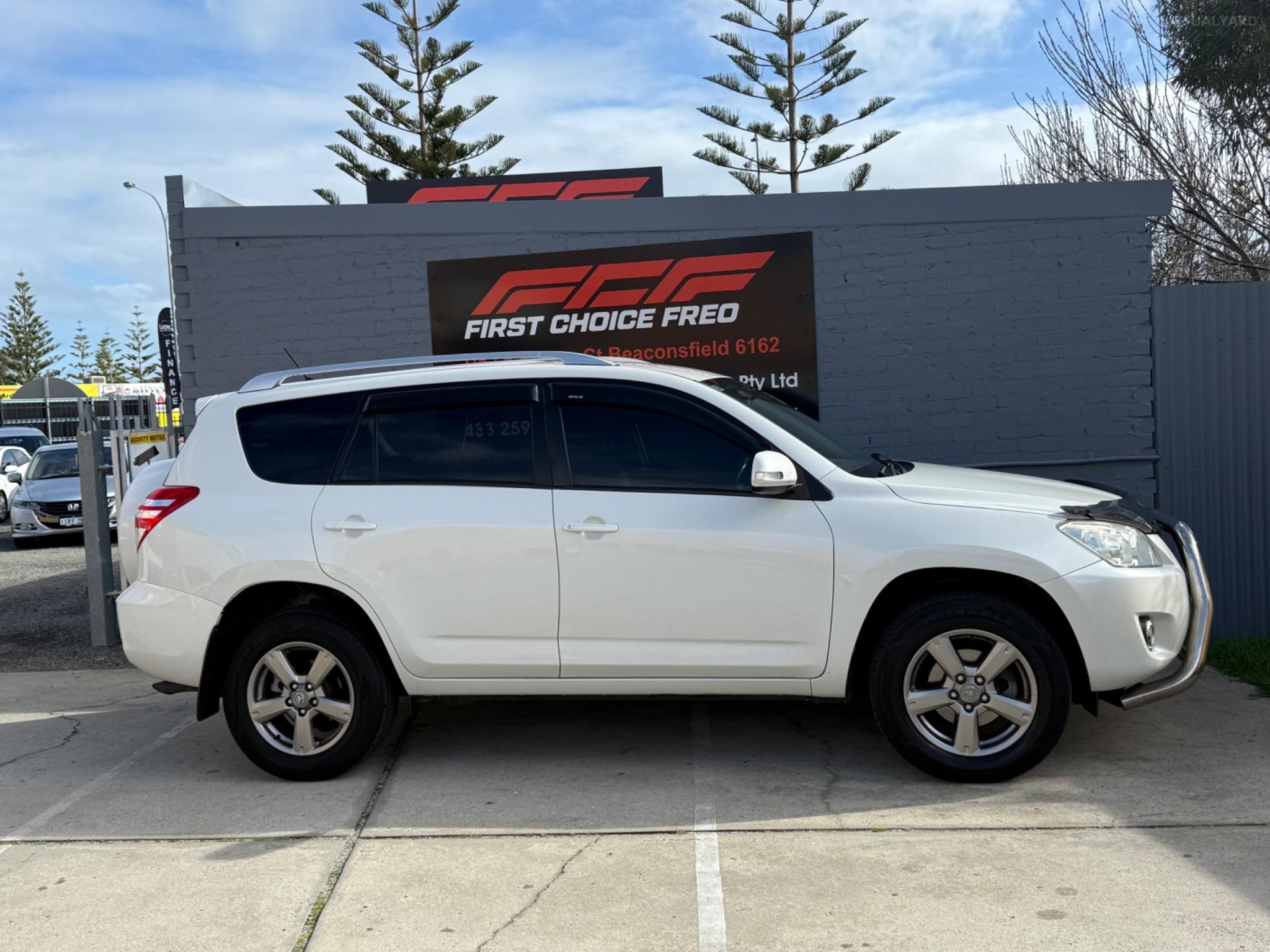 TOYOTA RAV4