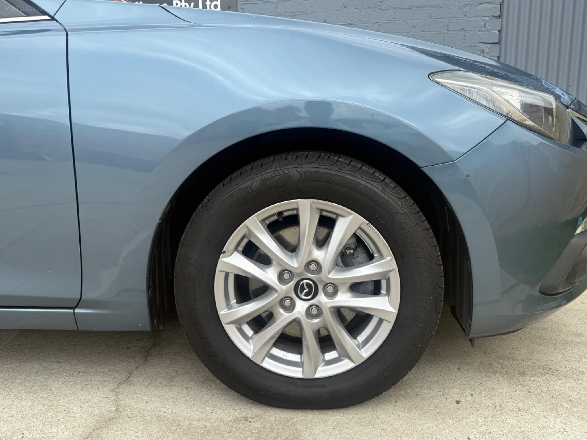 MAZDA MAZDA3