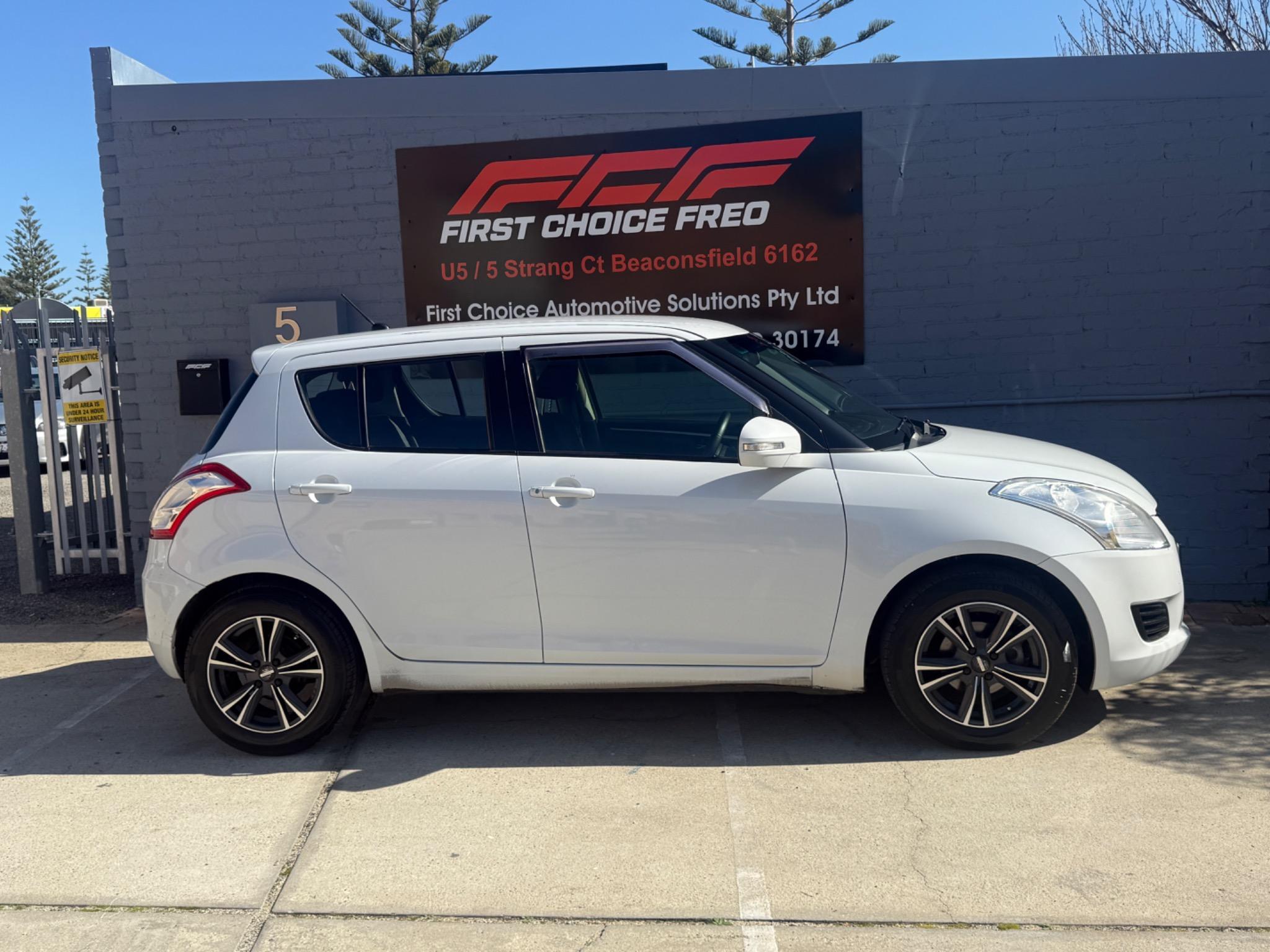 SUZUKI SWIFT