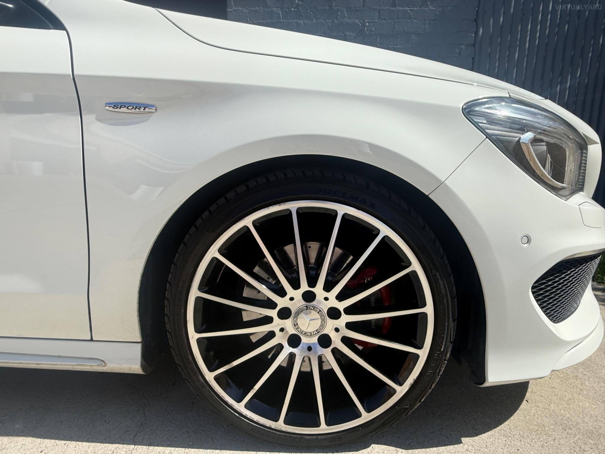 MERCEDES-BENZ CLA
