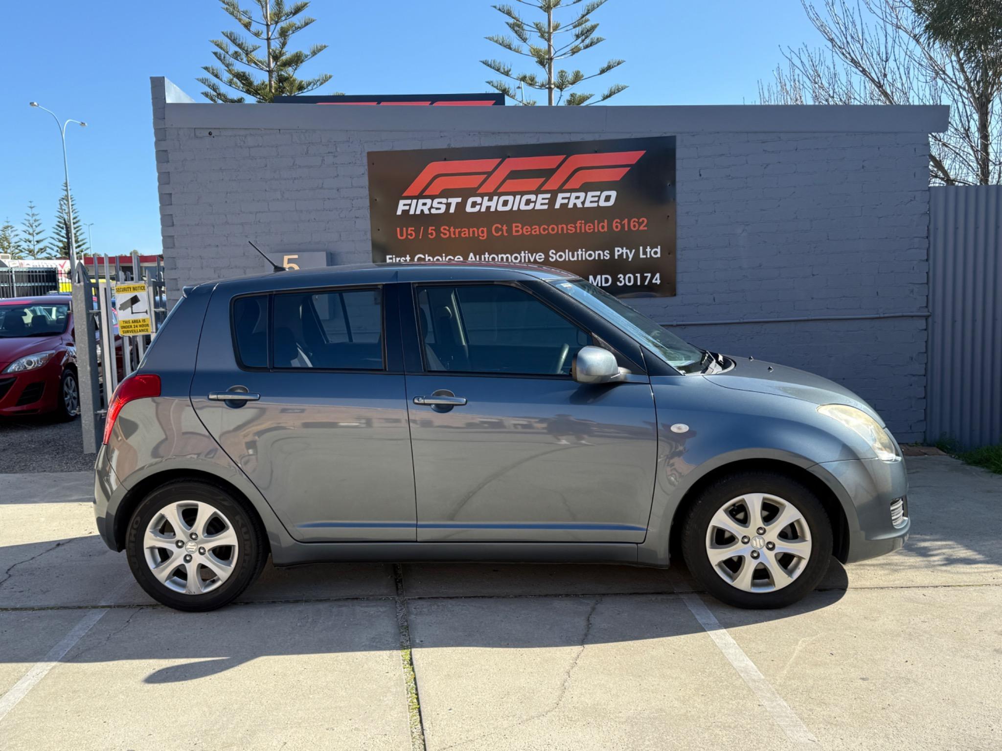SUZUKI SWIFT
