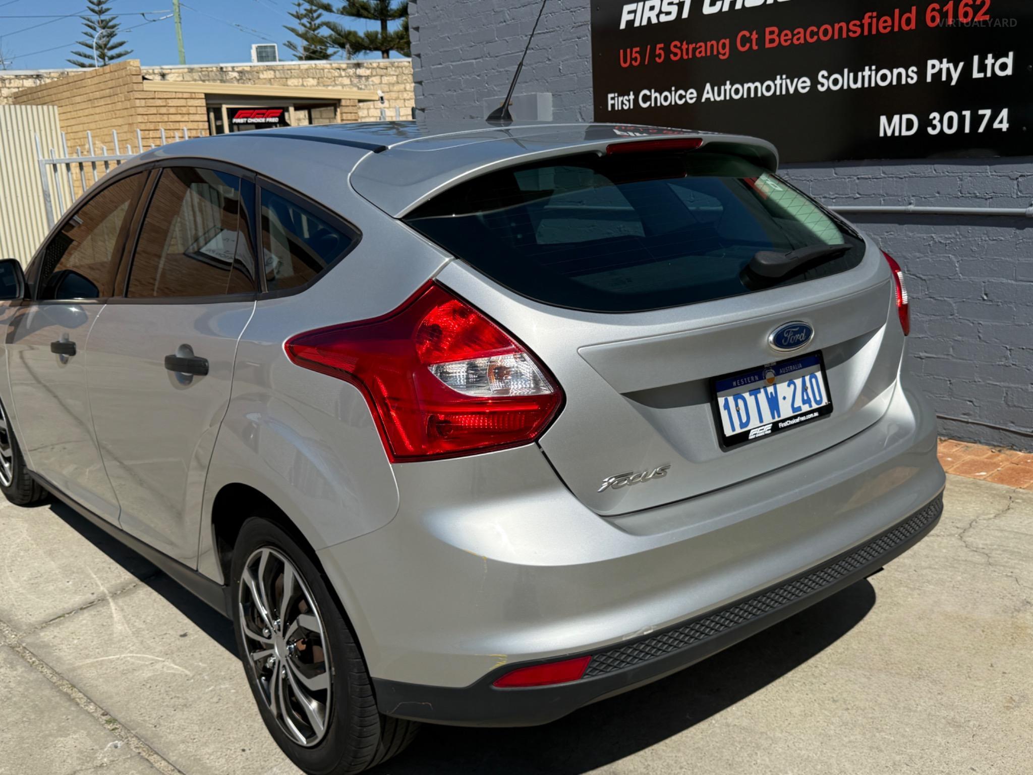 FORD FOCUS