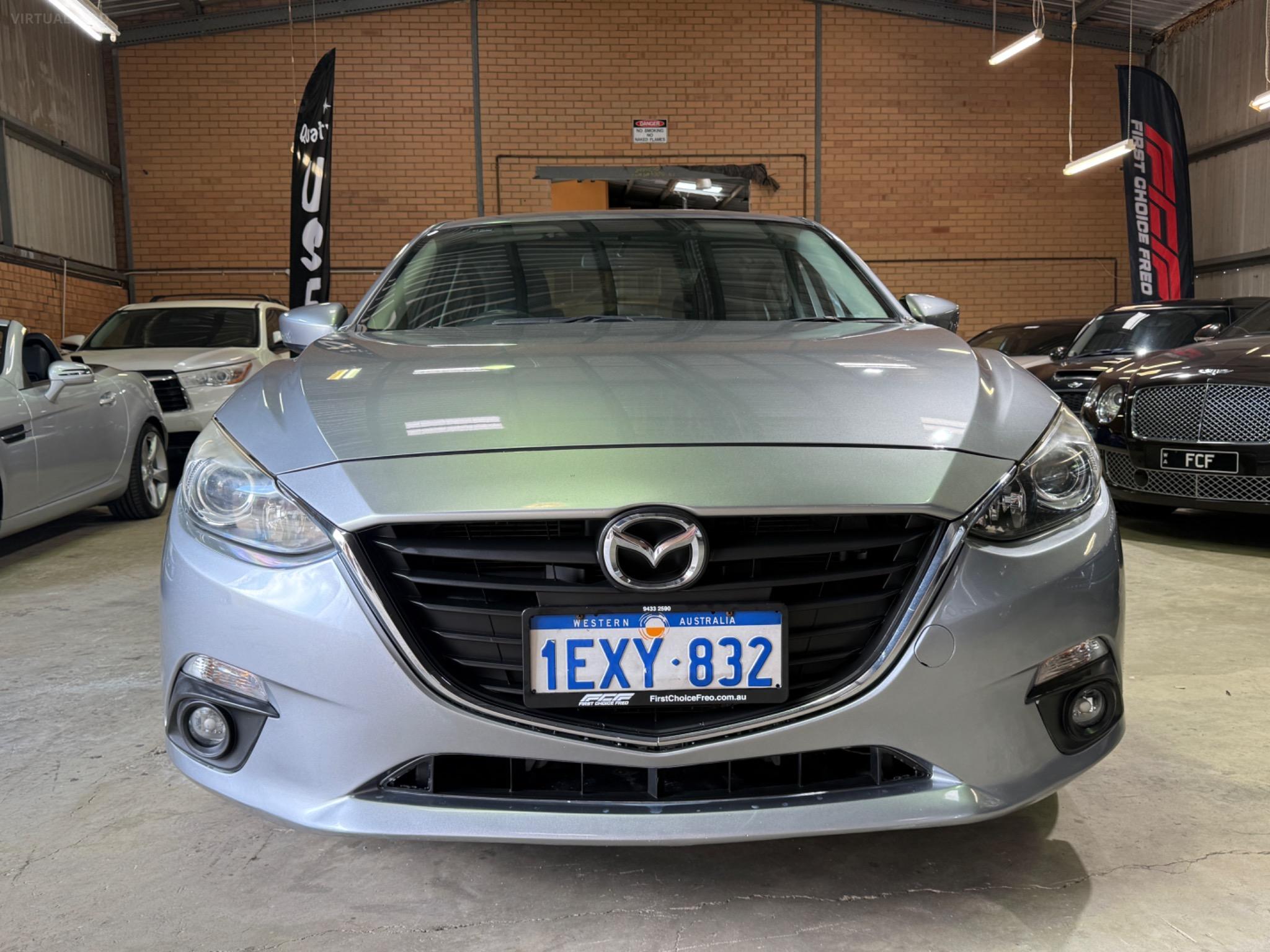 MAZDA MAZDA3