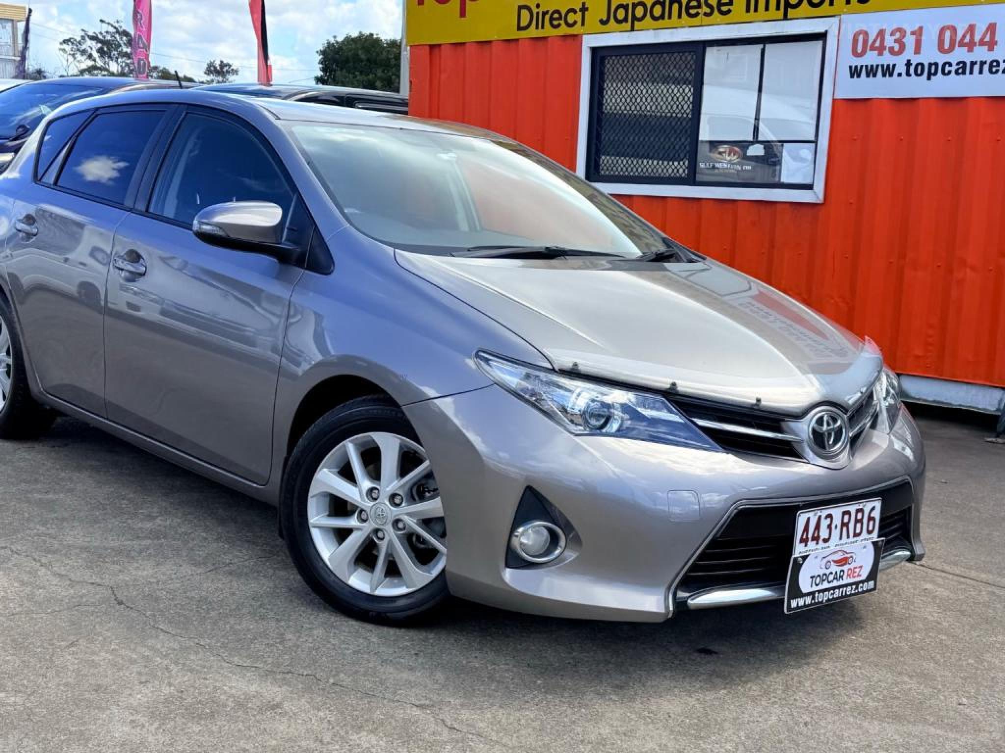 TOYOTA COROLLA