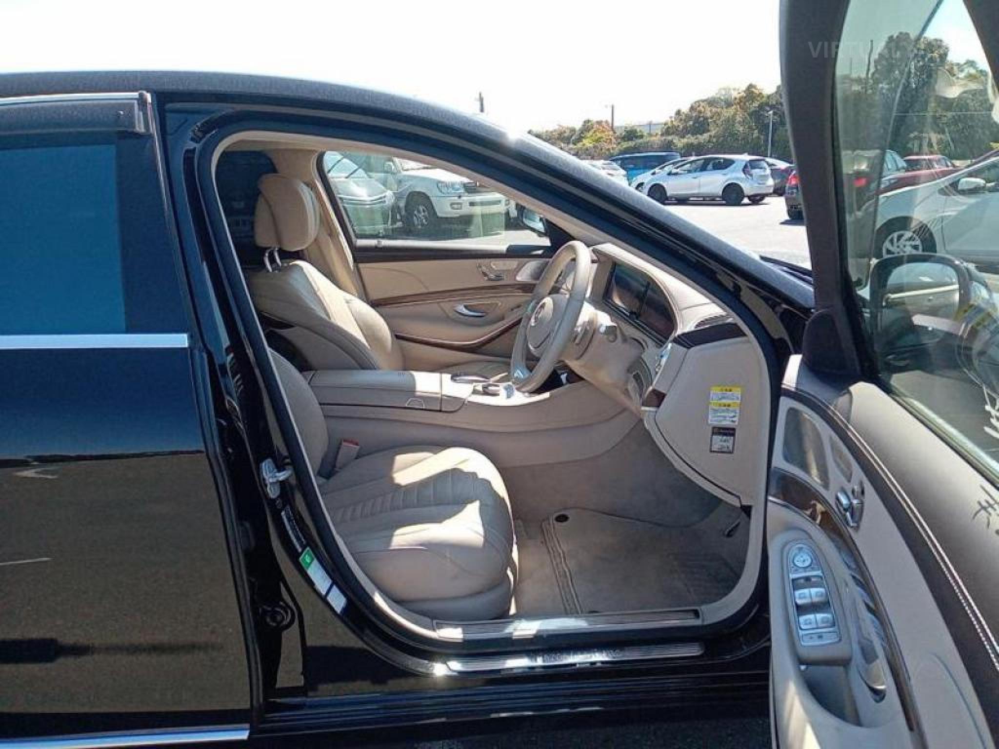 MERCEDES-BENZ S400