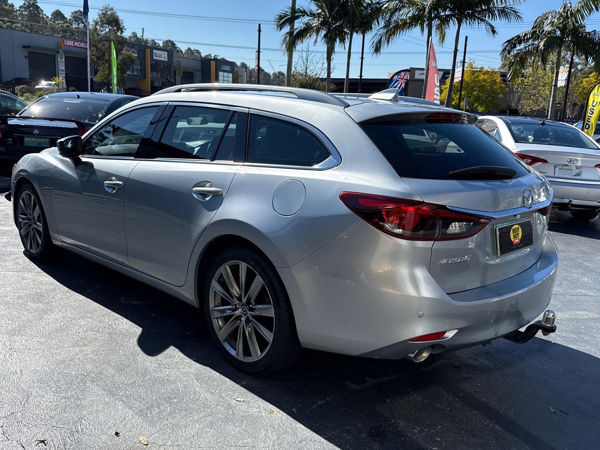Mazda 6