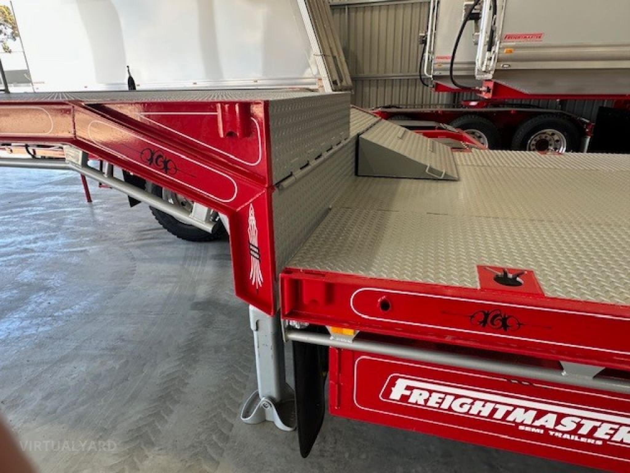 Freightmaster DROP DECK ST3