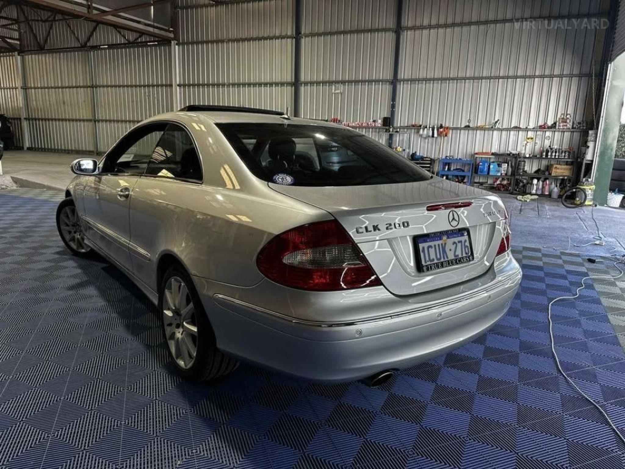 MERCEDES-BENZ CLK200K