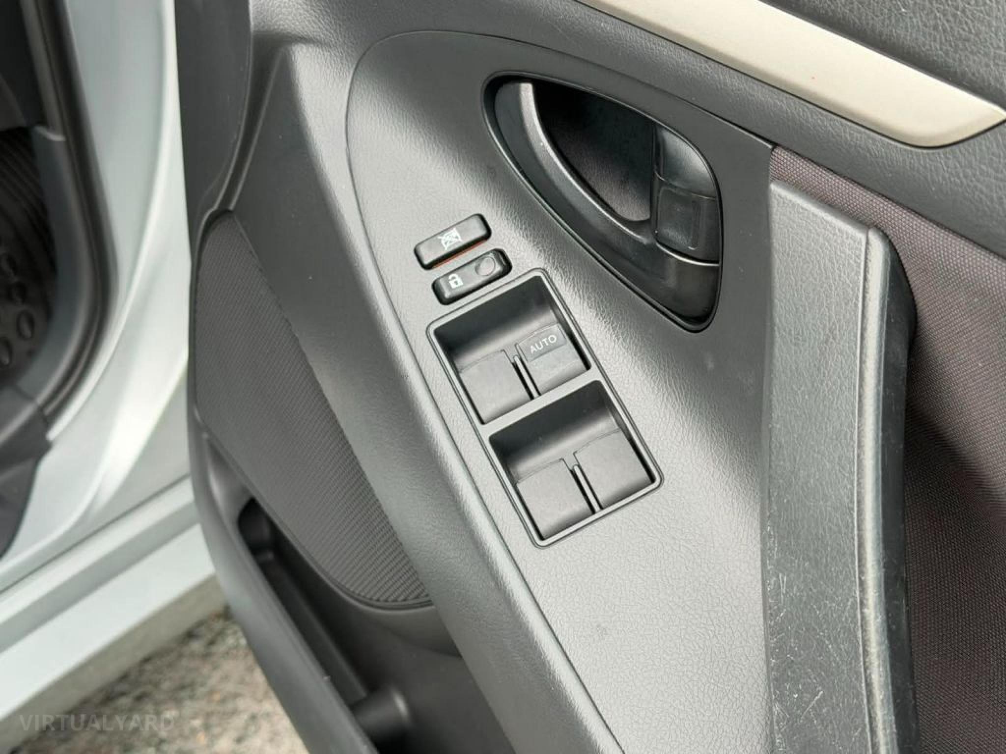TOYOTA AURION