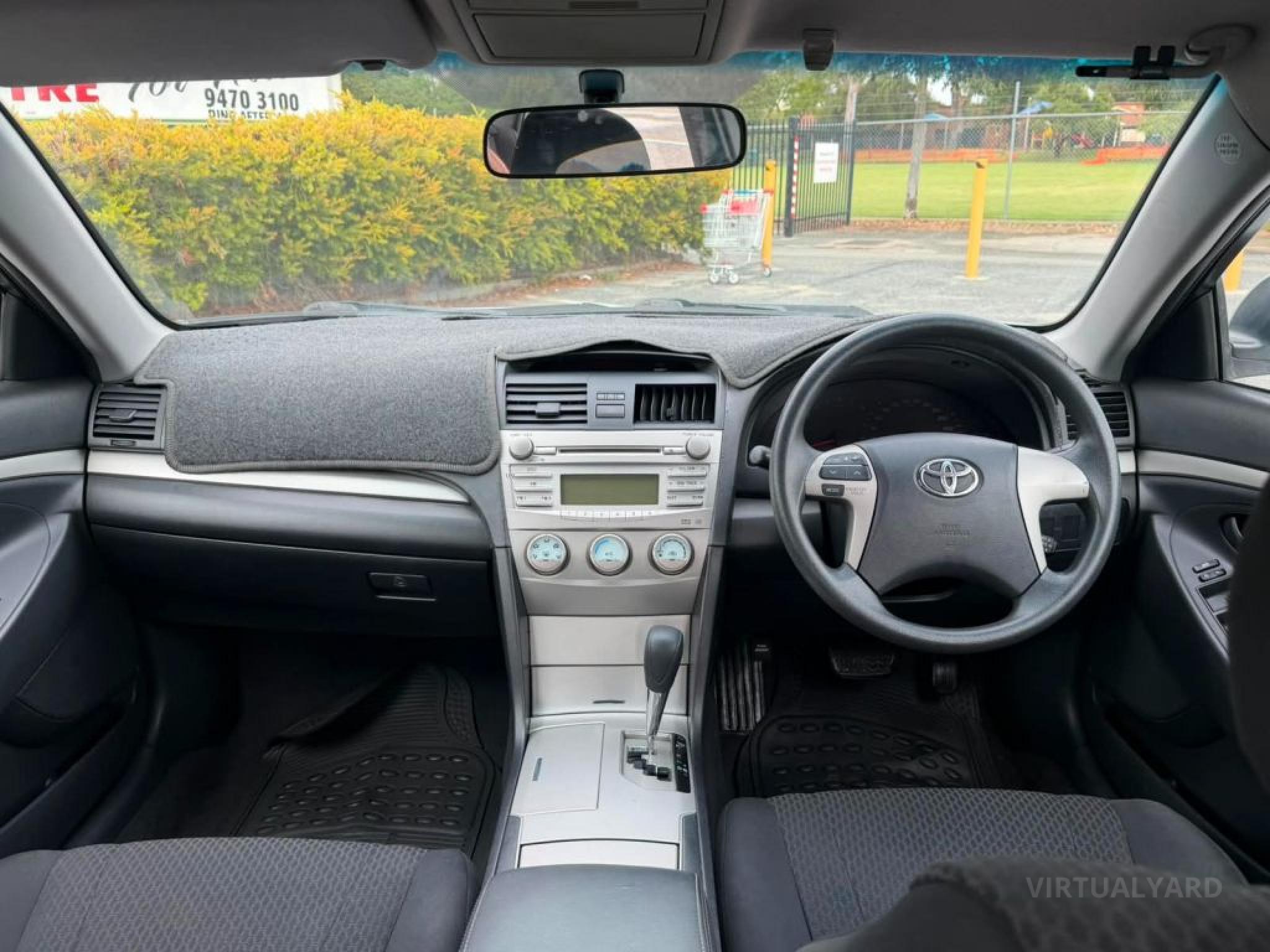 TOYOTA AURION