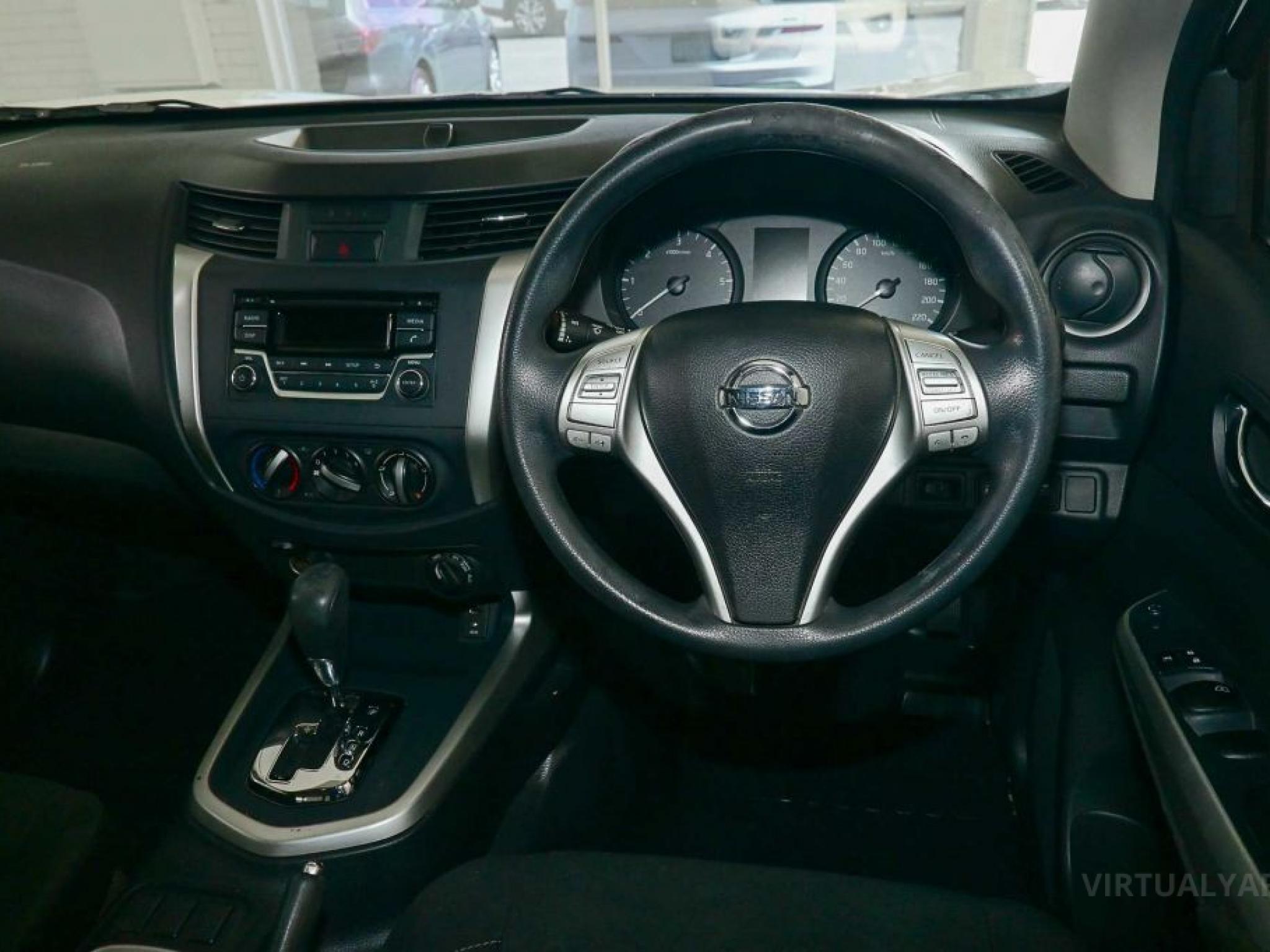 NISSAN NAVARA