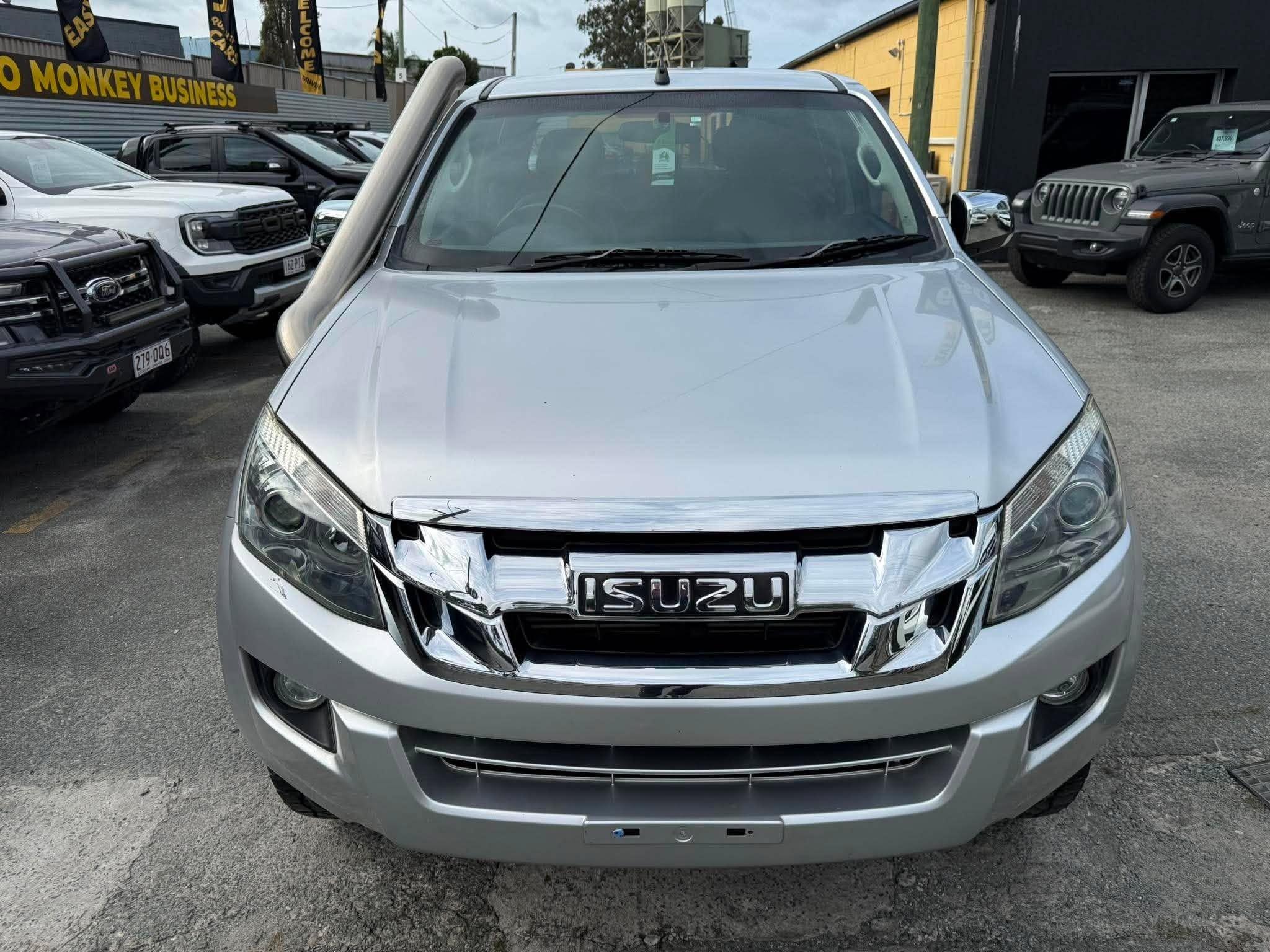 ISUZU D-MAX