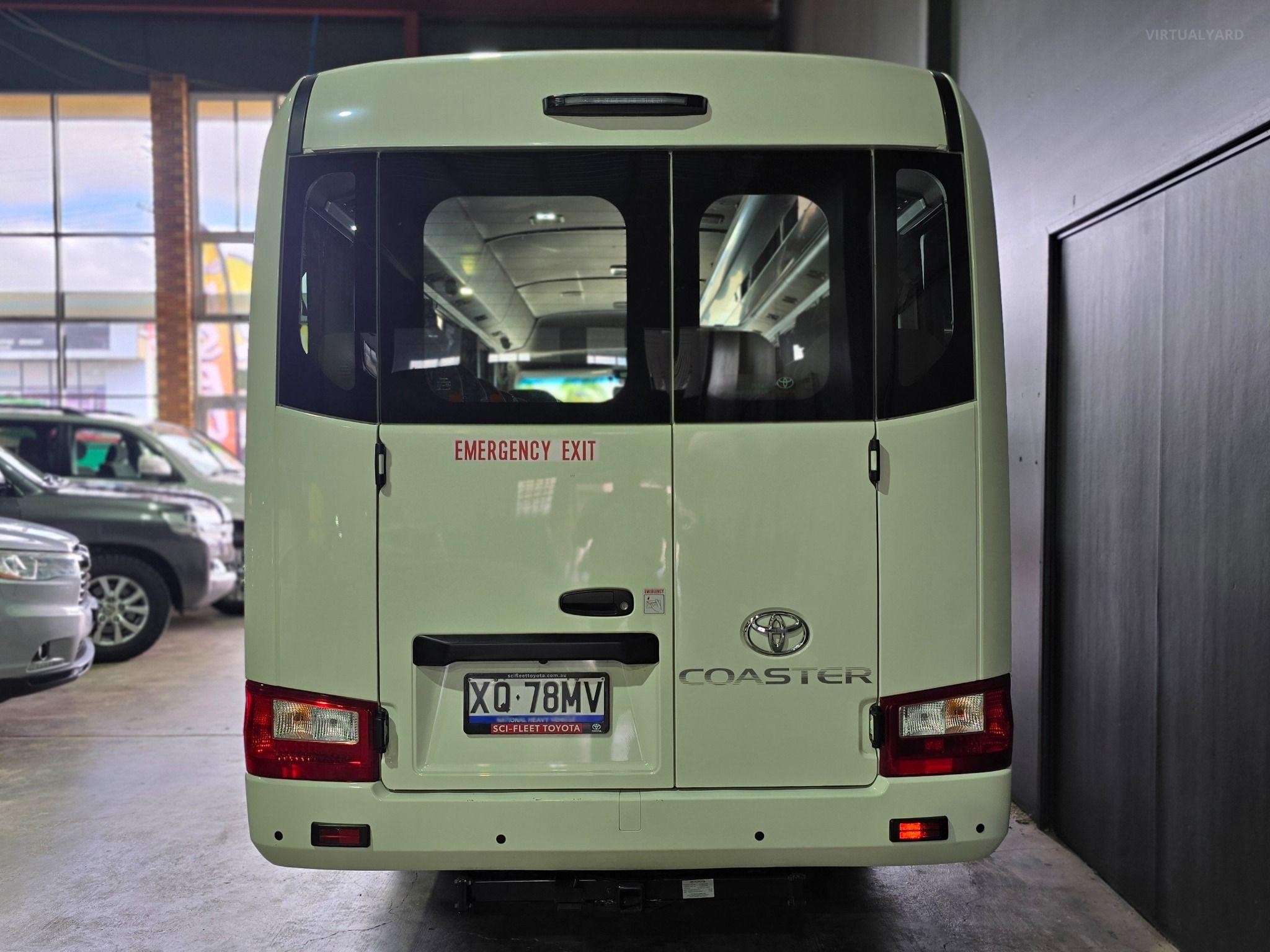 TOYOTA COASTER DELUXE